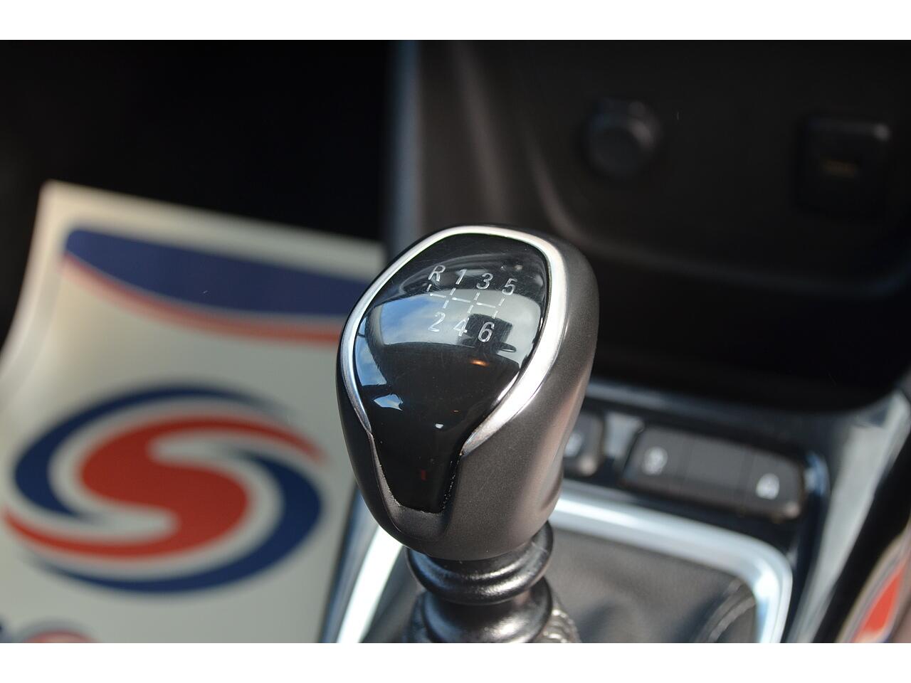 Vauxhall Crossland X view 22