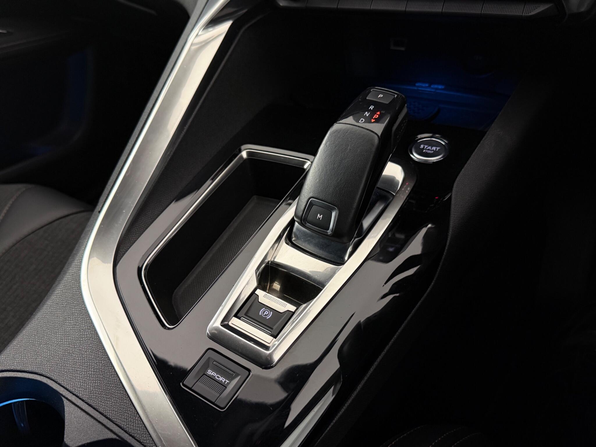 Peugeot 3008 view 19