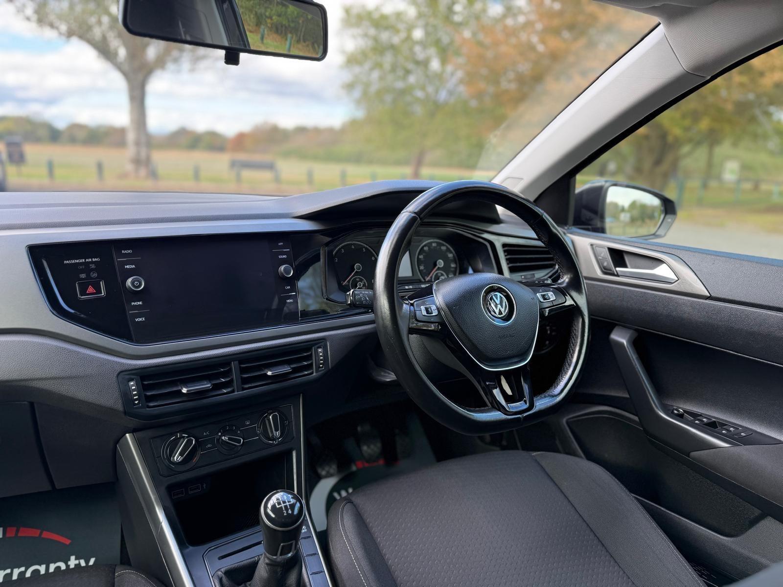Volkswagen Polo view 24