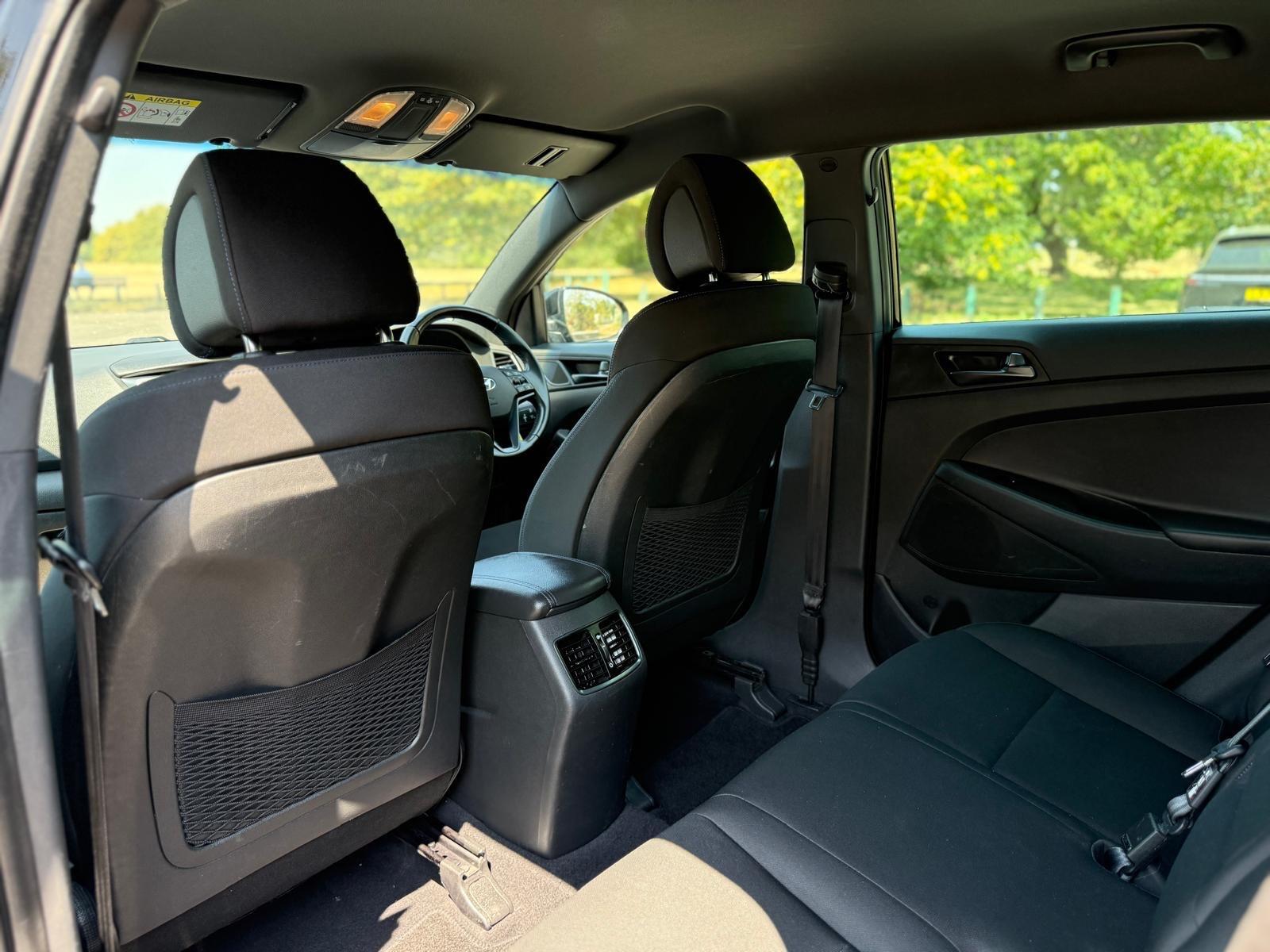 Hyundai Tucson view 32