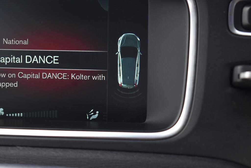 Volvo V40 view 16