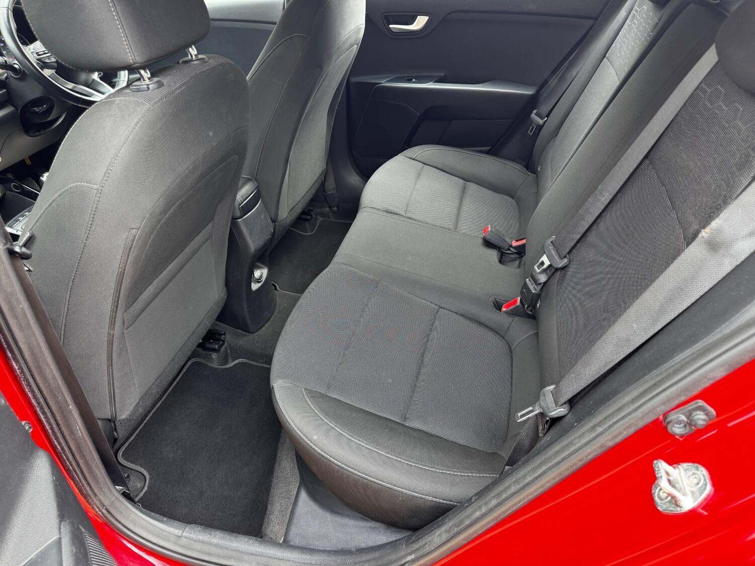 Kia Rio view 9