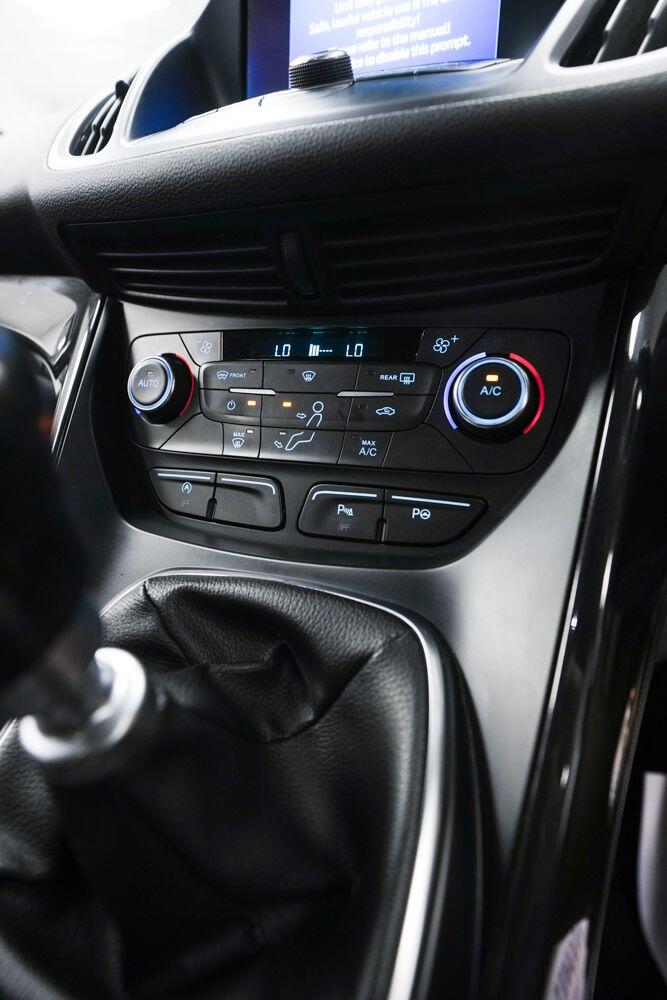 Ford Kuga view 18