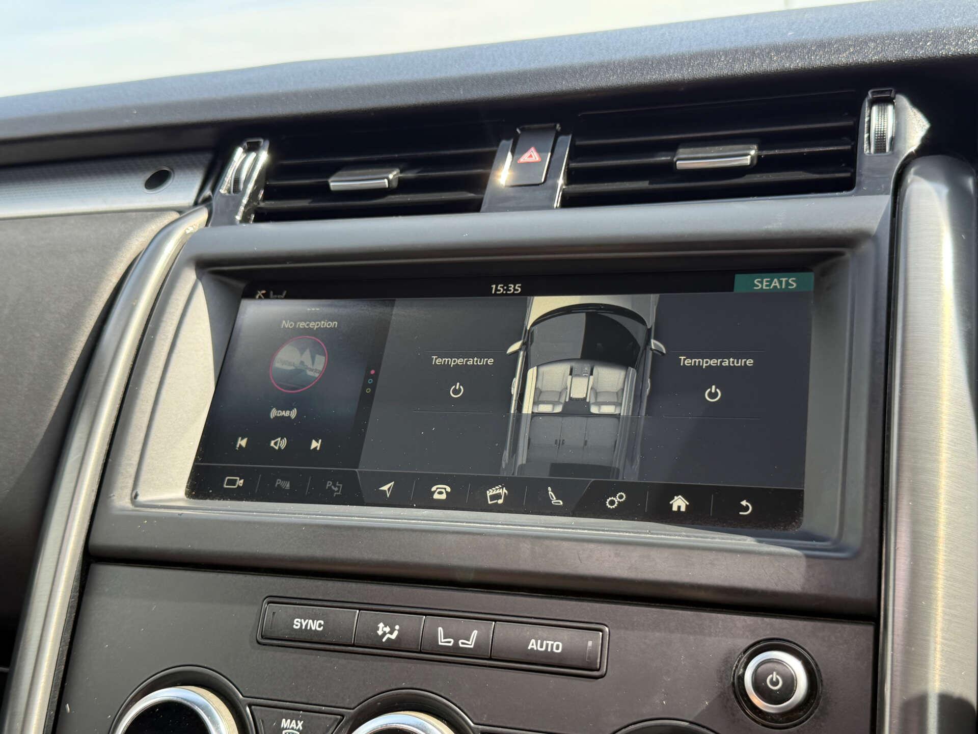 Land Rover Discovery view 60