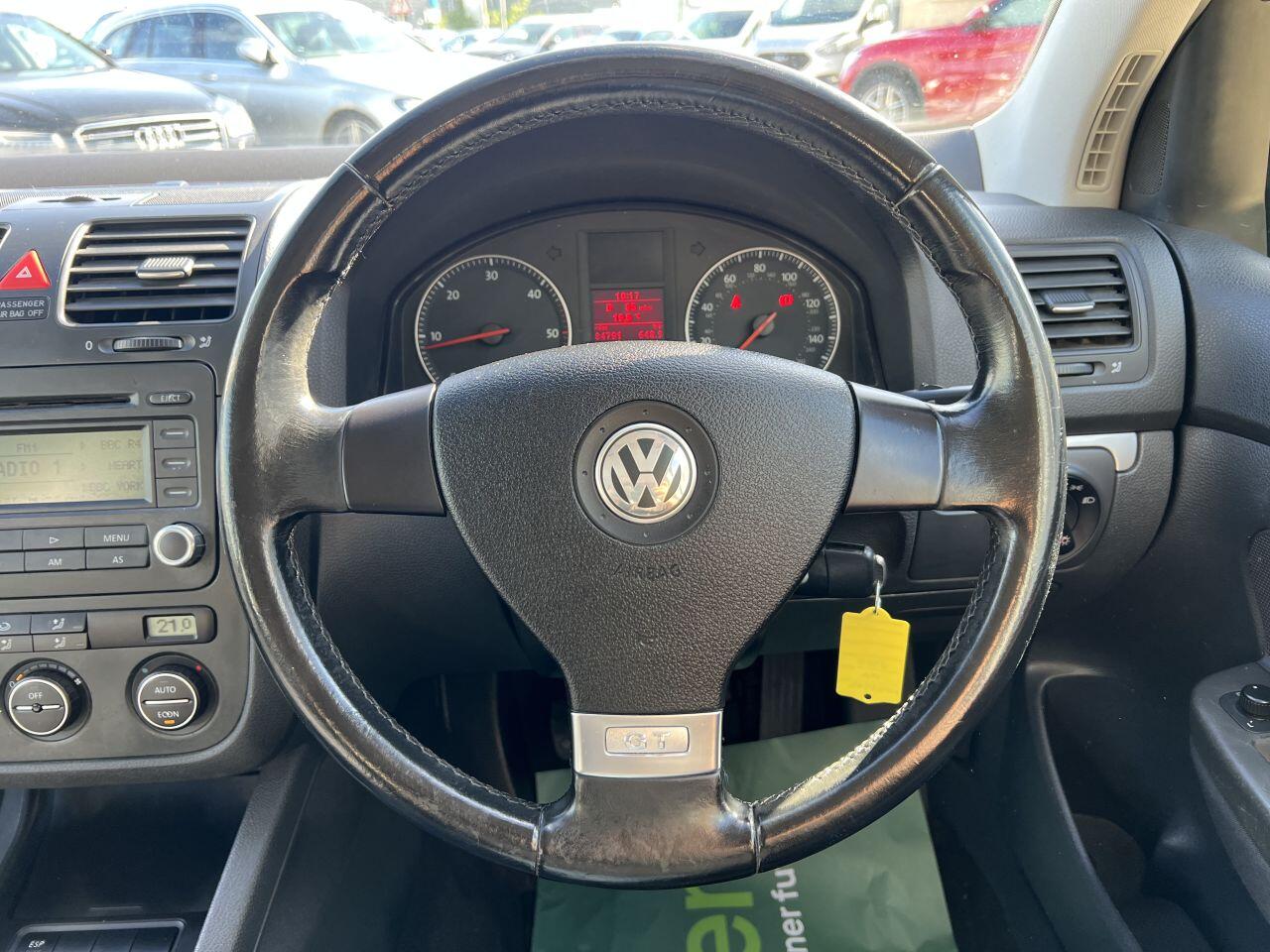 Volkswagen Golf view 34