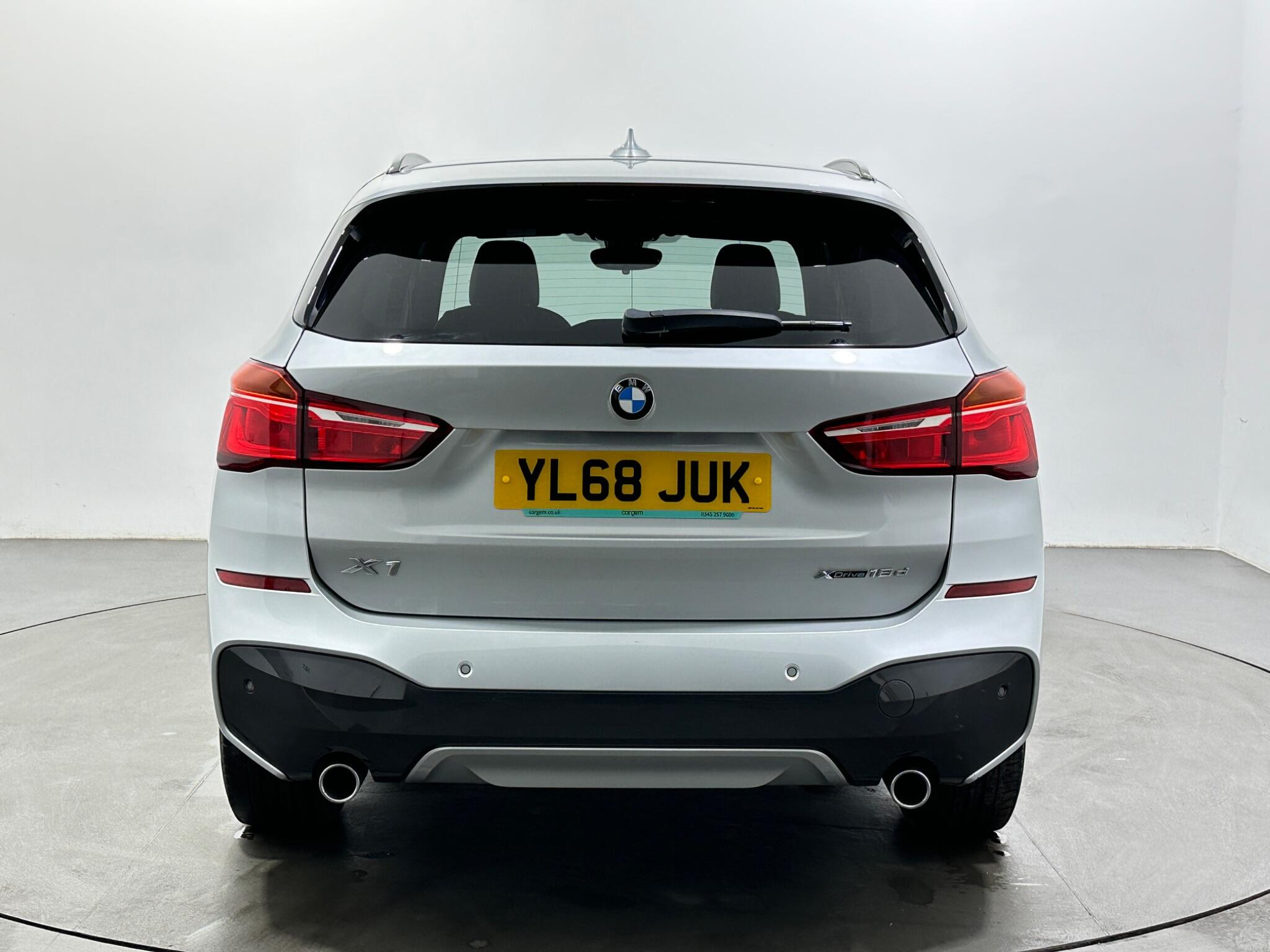 BMW X1 view 7