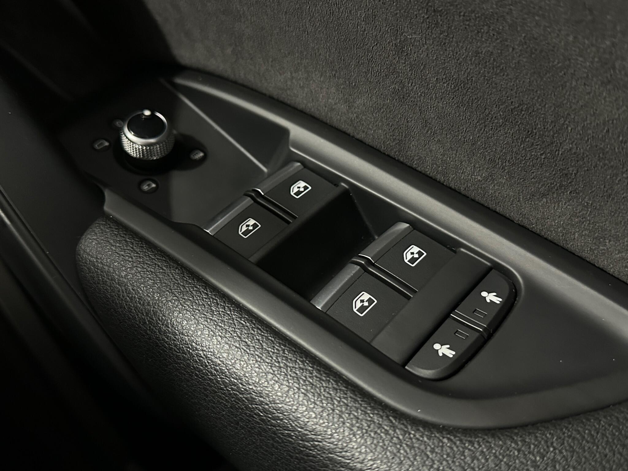 Audi Audi Q5 view 19