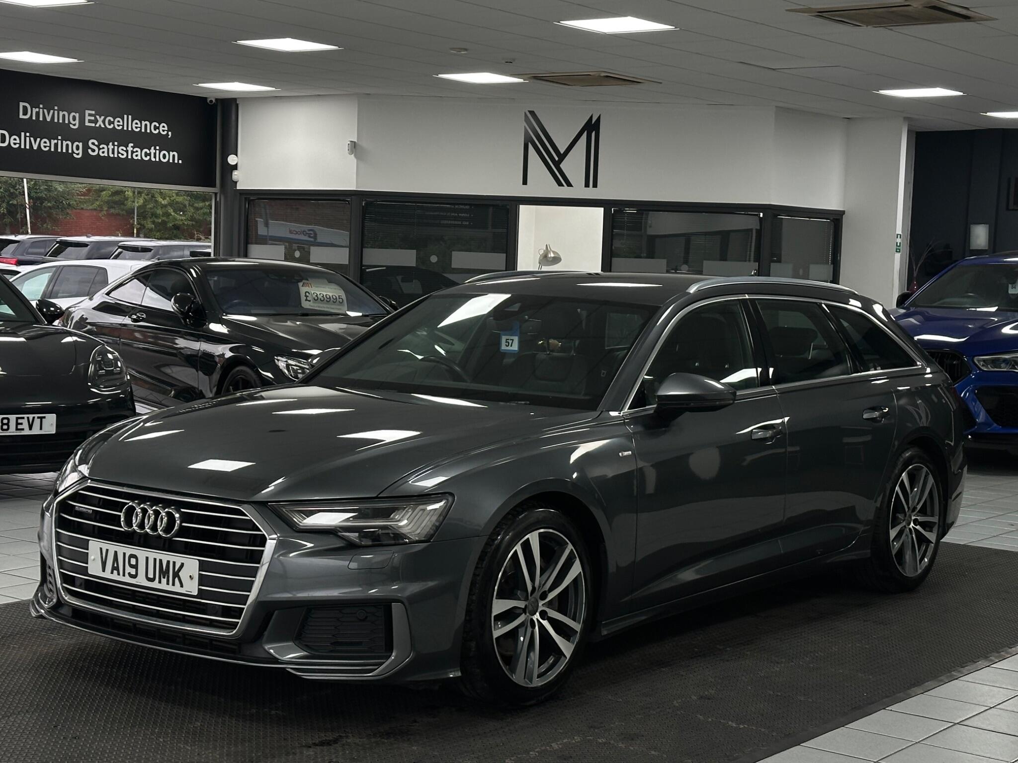 Audi A6 Avant view 5
