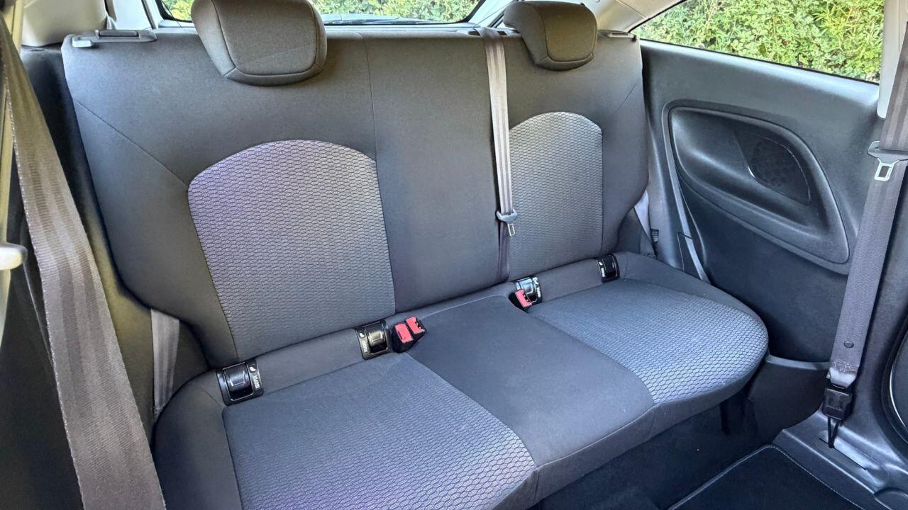 Vauxhall Corsa view 13