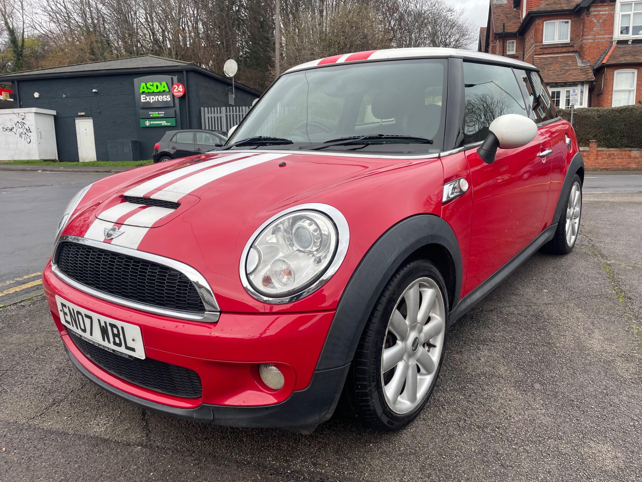 2007 MINI Hatch image 3