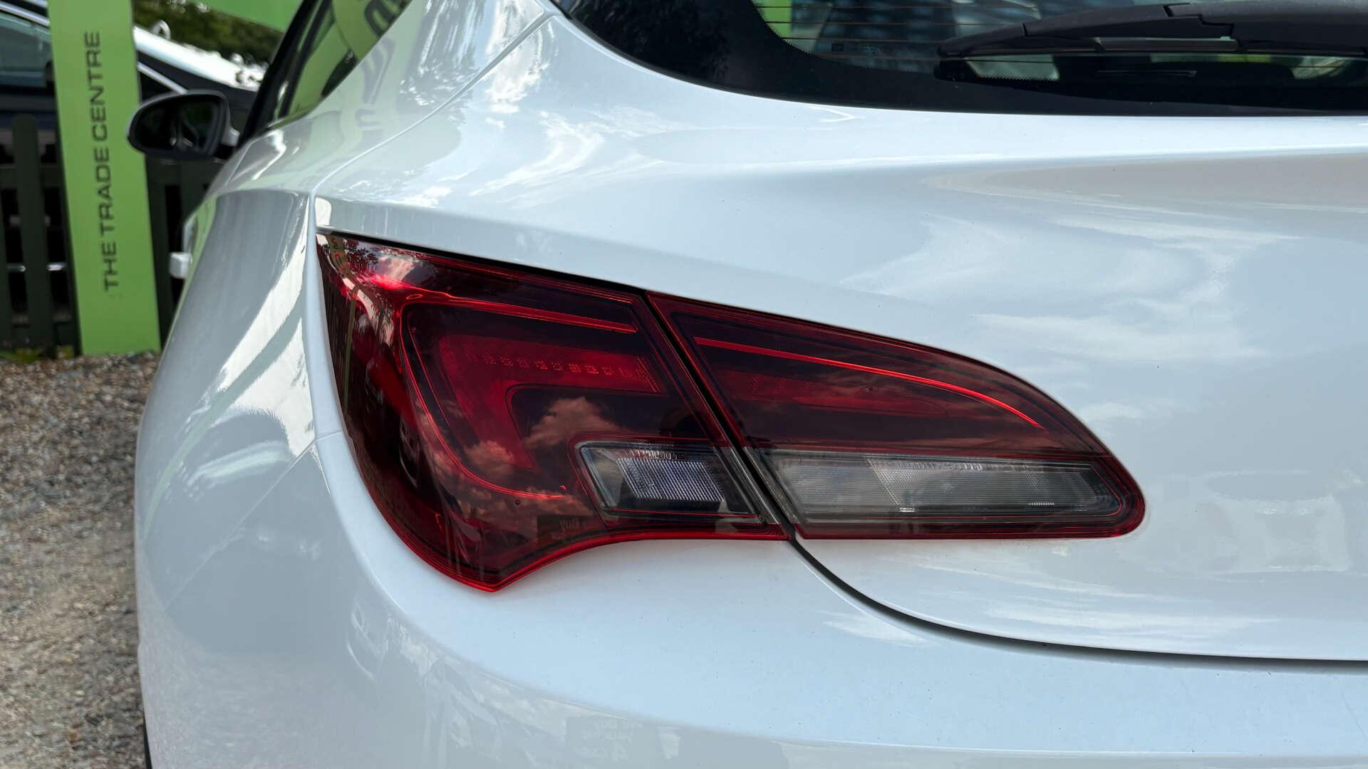 Vauxhall Astra GTC view 34