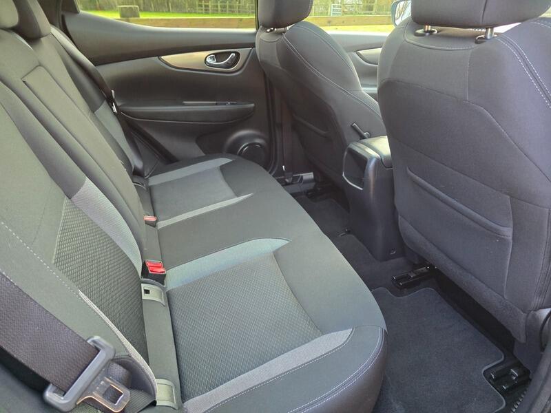 2019 Nissan Qashqai 1.3 DIG-T N-Connecta Euro 6 (s/s) 5dr • 52,400 miles image 26