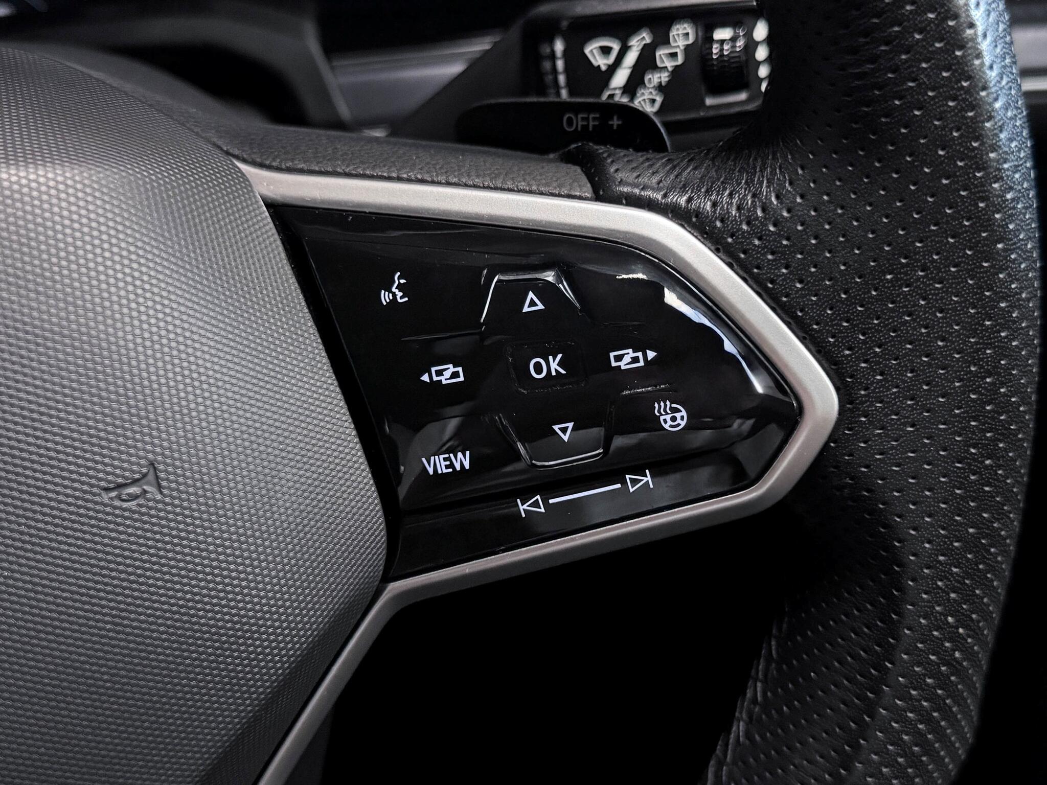 Volkswagen Touareg view 35