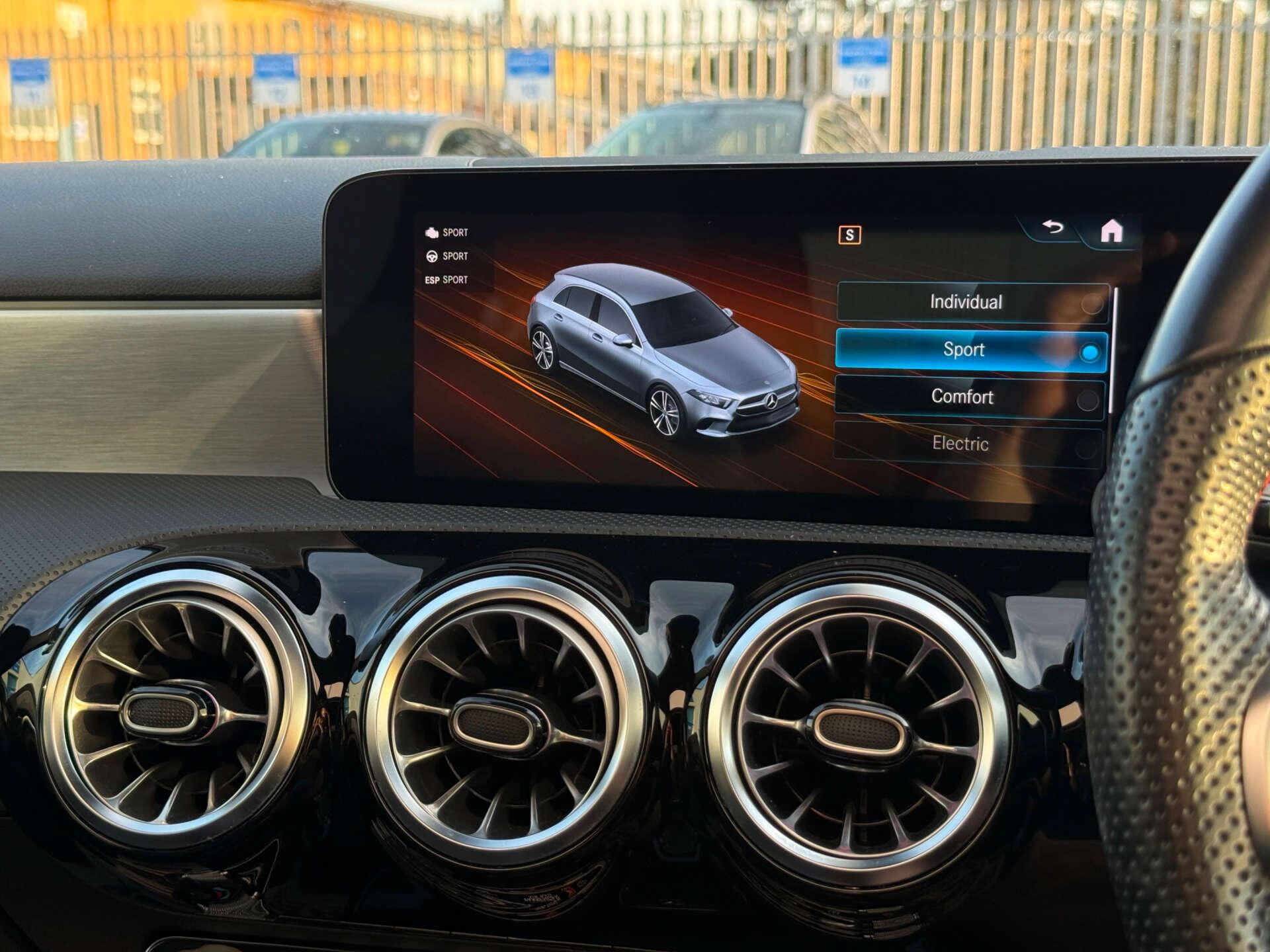 Mercedes-Benz A Class view 76