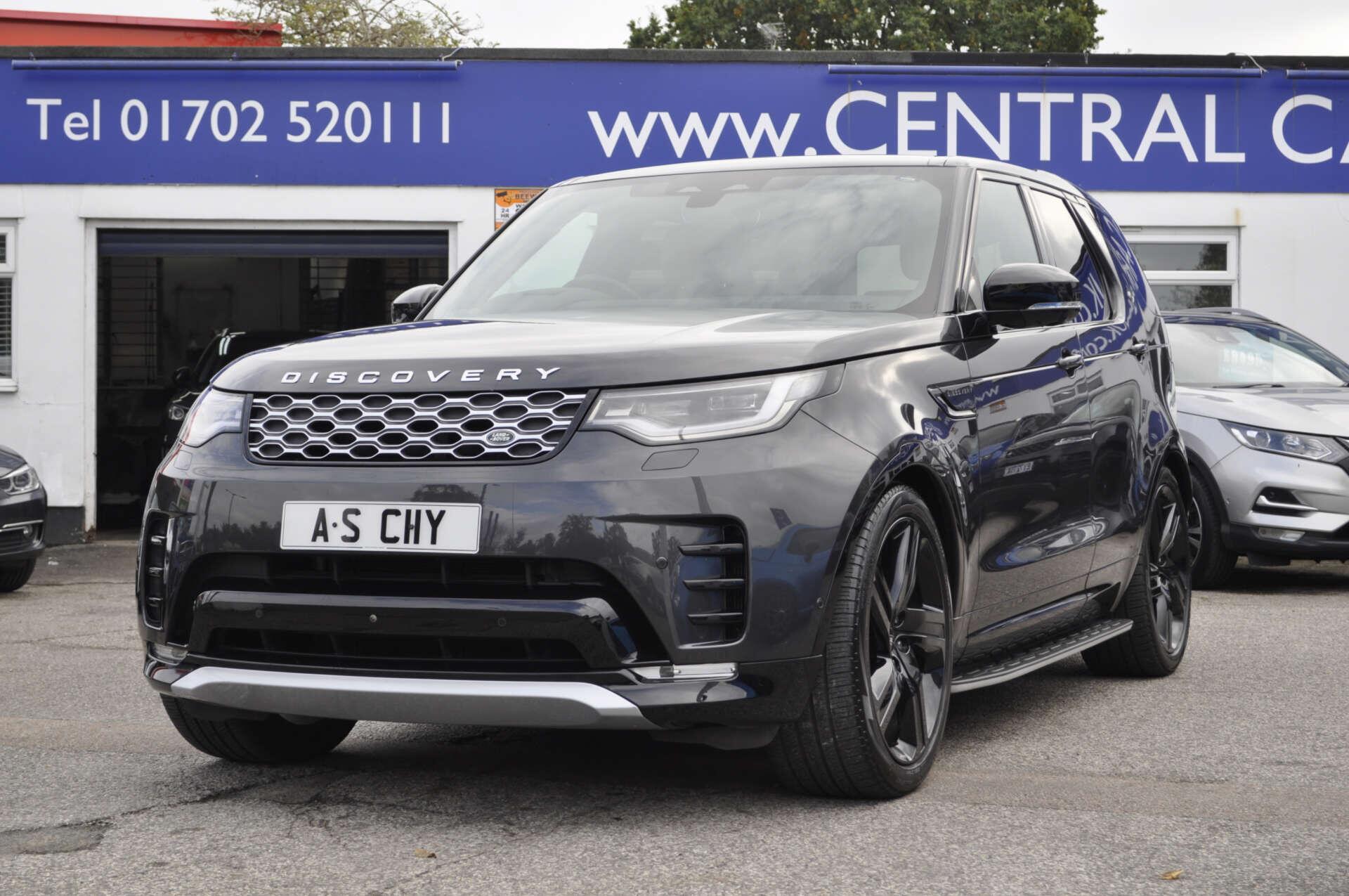Land Rover Discovery view 4