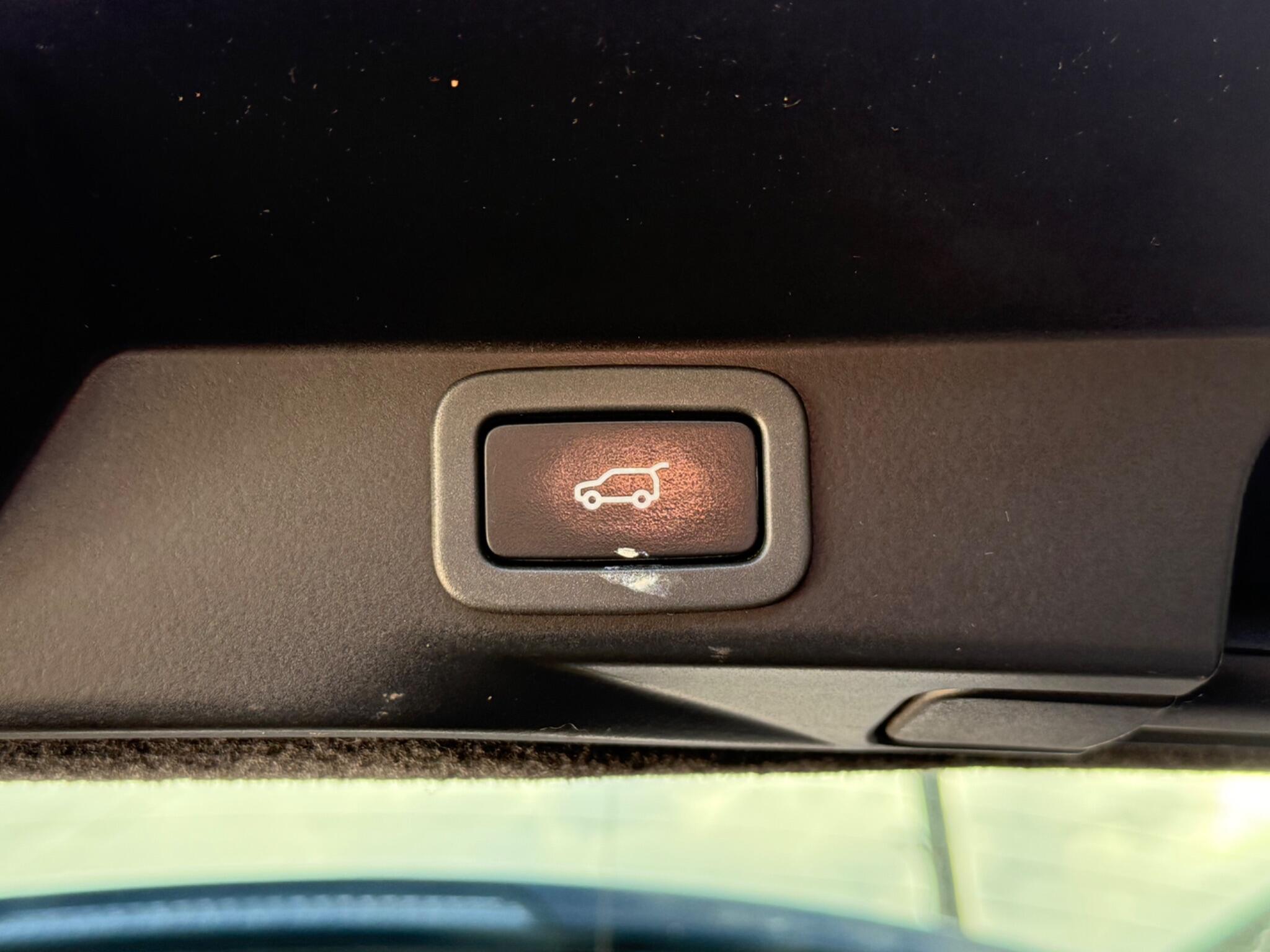 Land Rover Range Rover Sport view 25