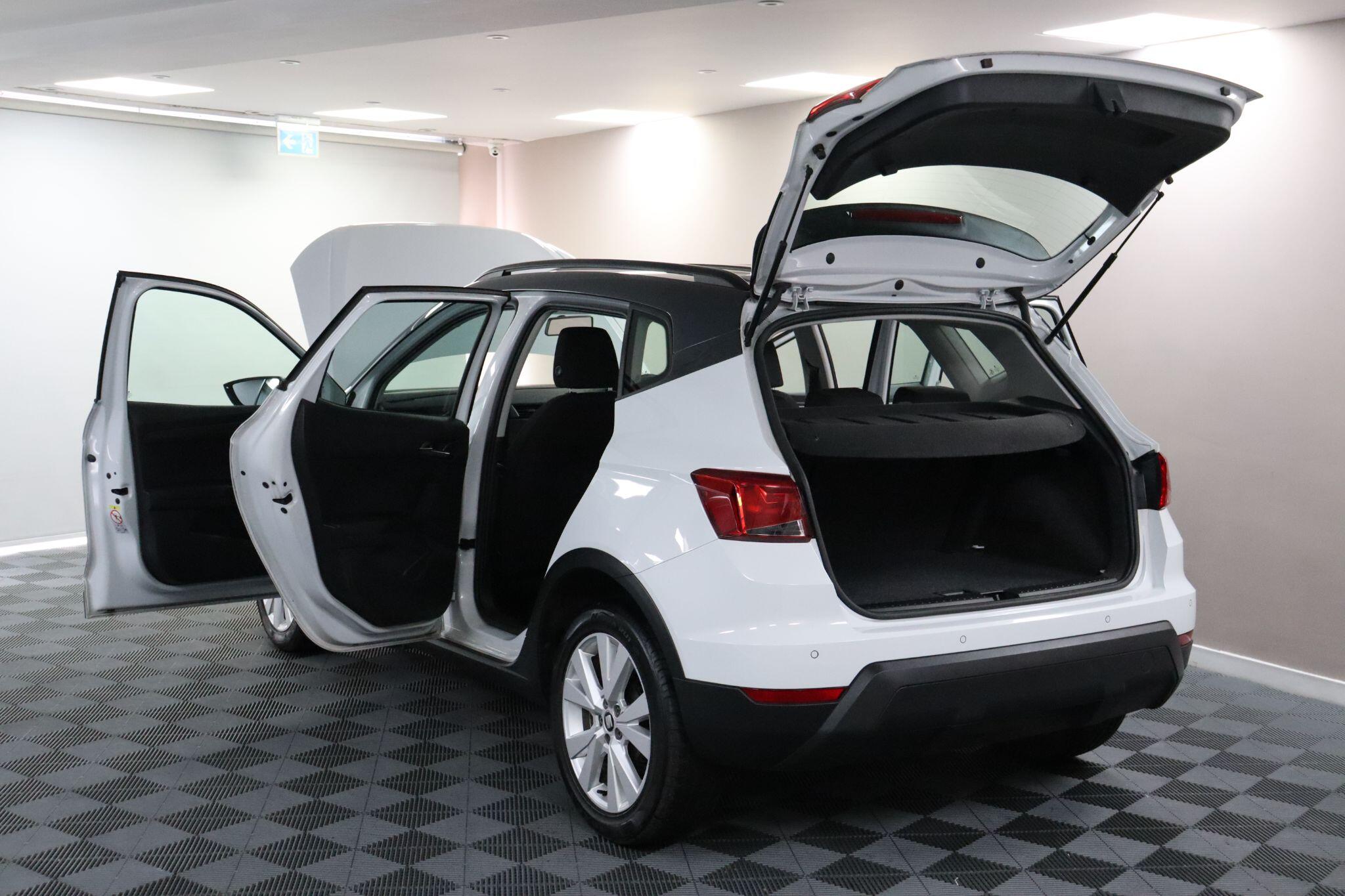 Seat Arona view 21
