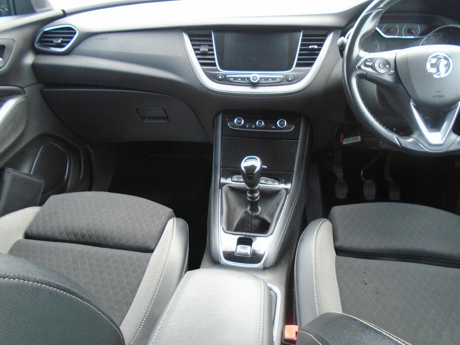 Vauxhall Grandland X view 10