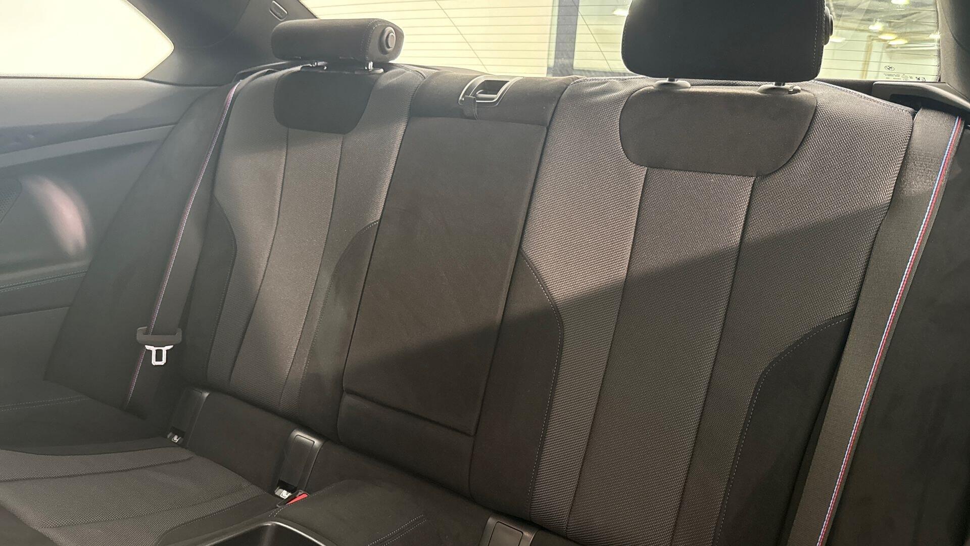 BMW 2 Series view 12