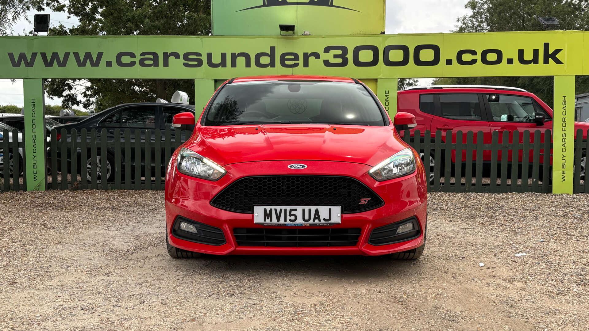 Ford Focus view 2