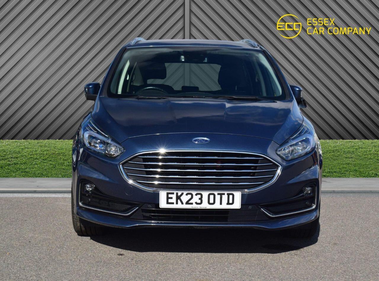 Ford Galaxy view 8