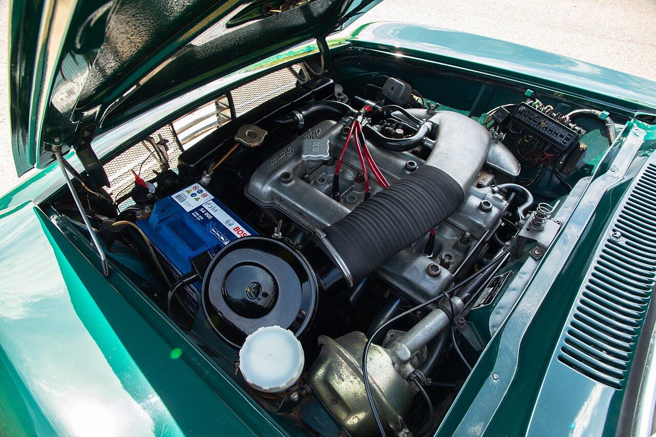 Alfa Romeo Giulia view 81