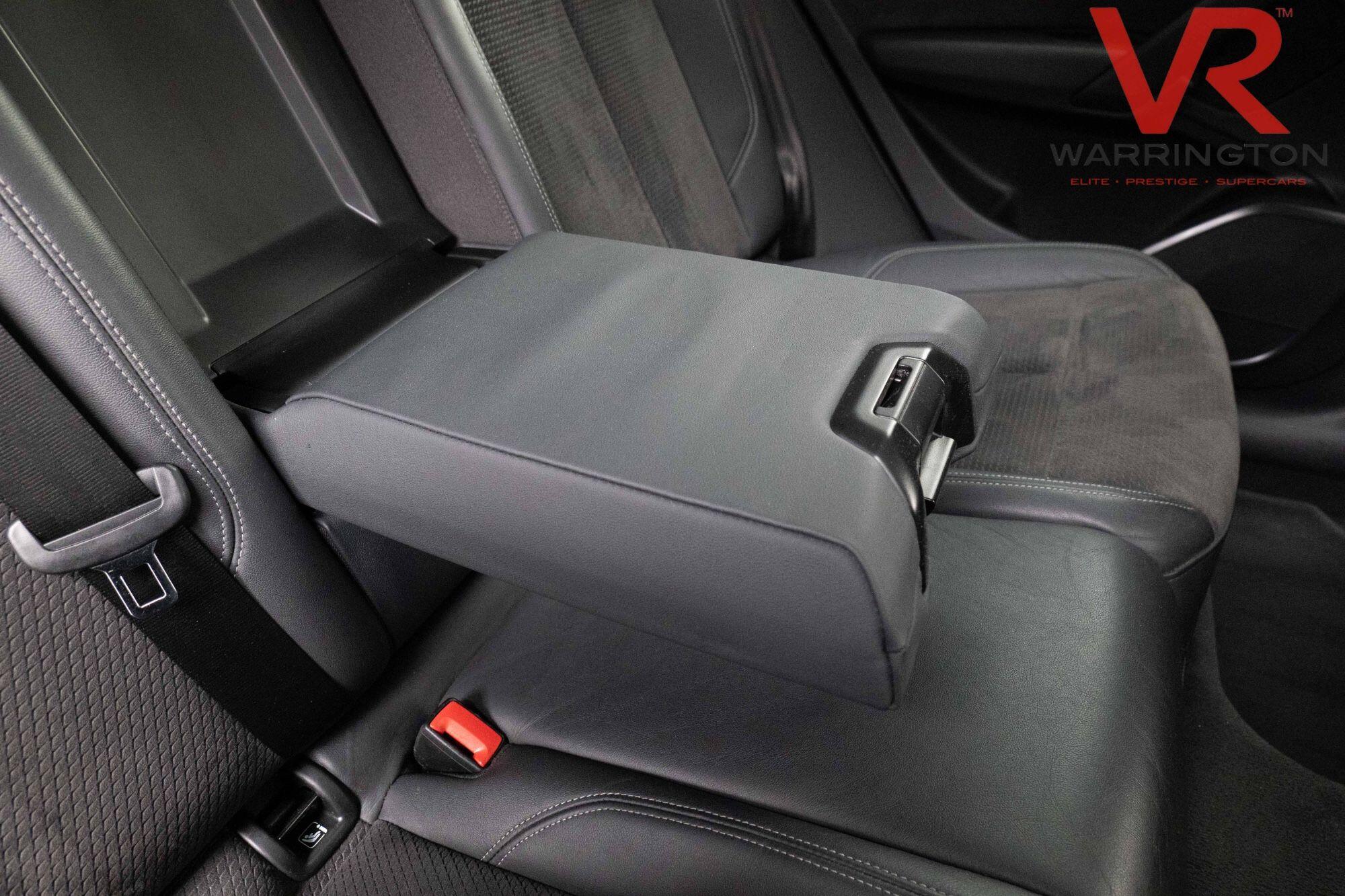 Audi Q5 view 44