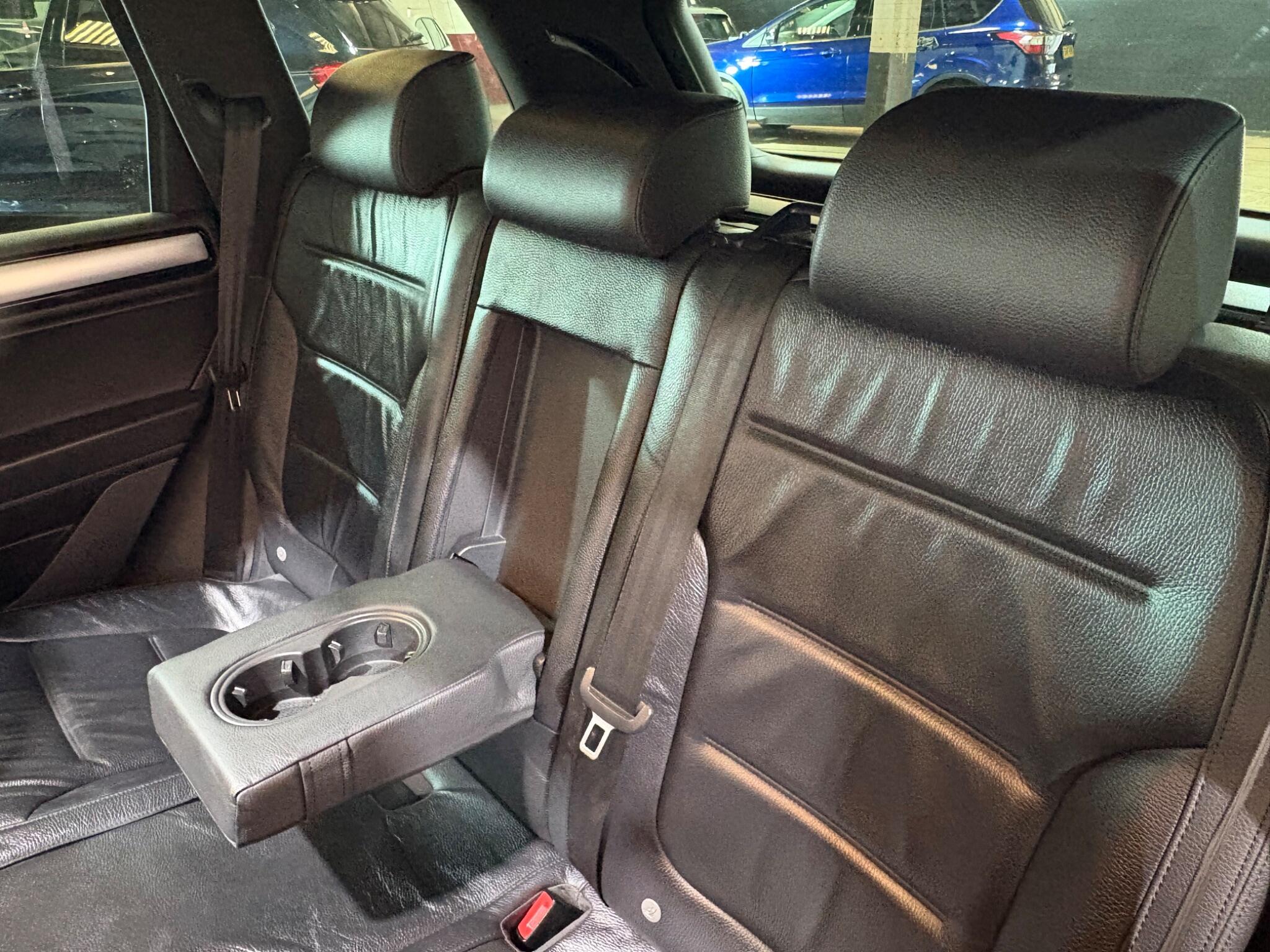 Volkswagen Touareg view 56