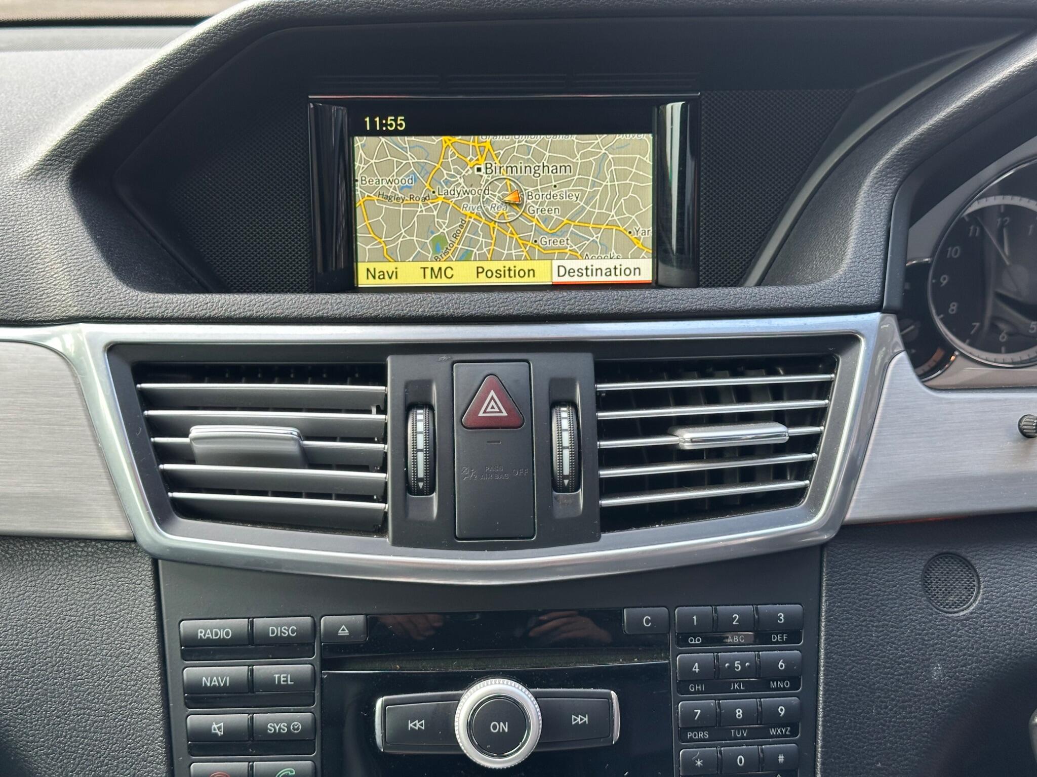 Mercedes-Benz E-Class view 34