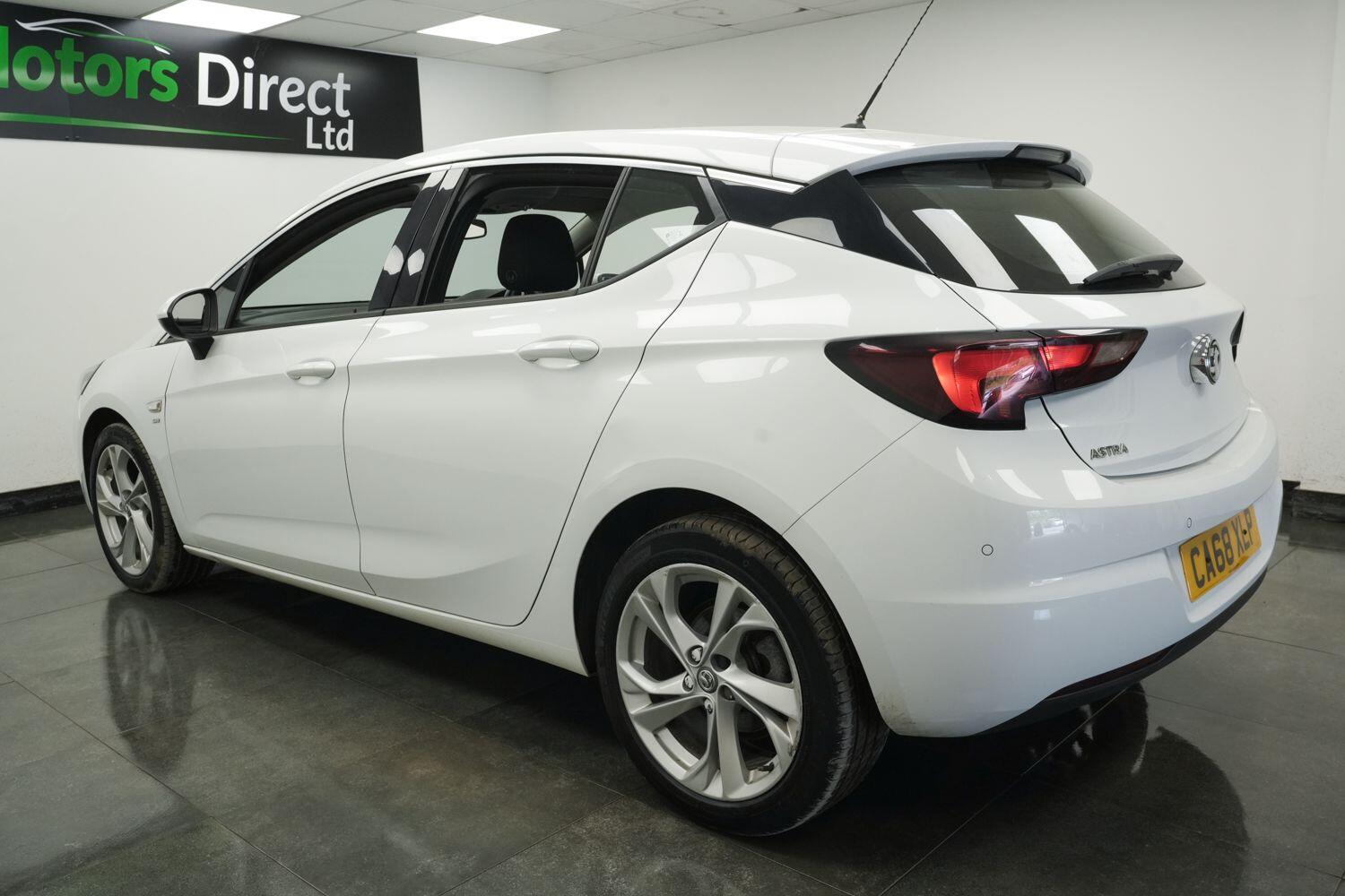 Vauxhall Astra view 7