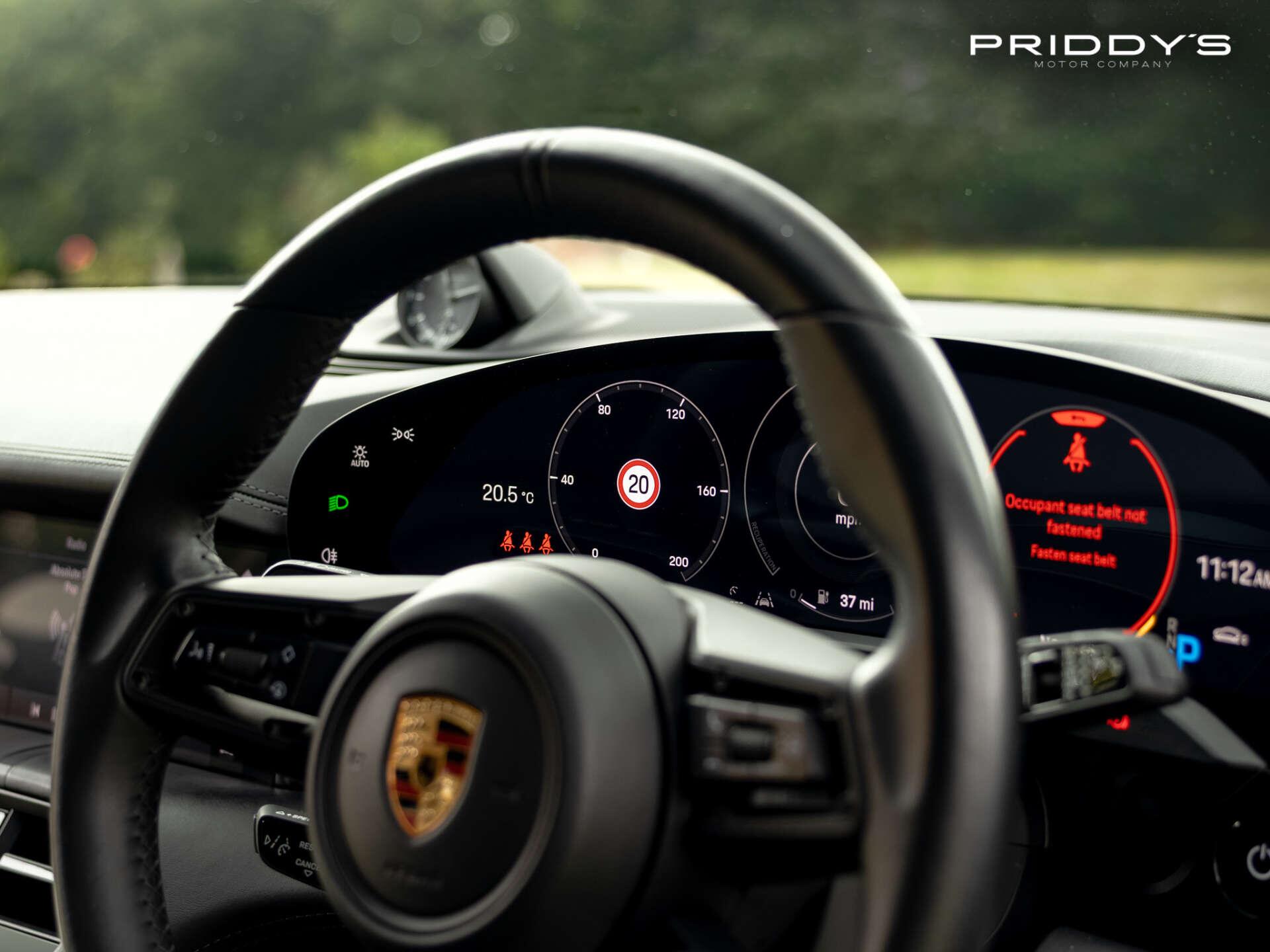 Porsche Taycan view 52