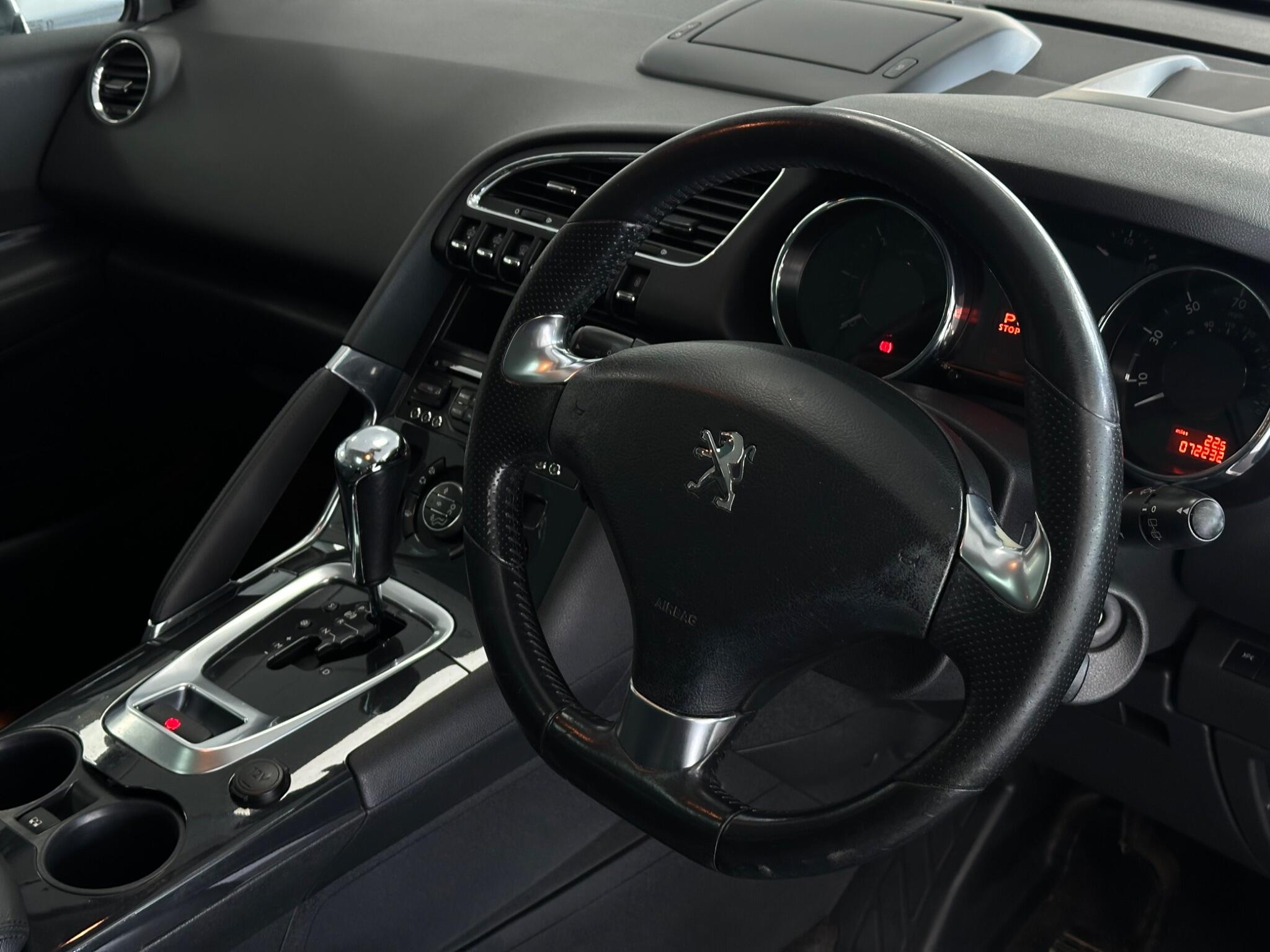 Peugeot 3008 view 15