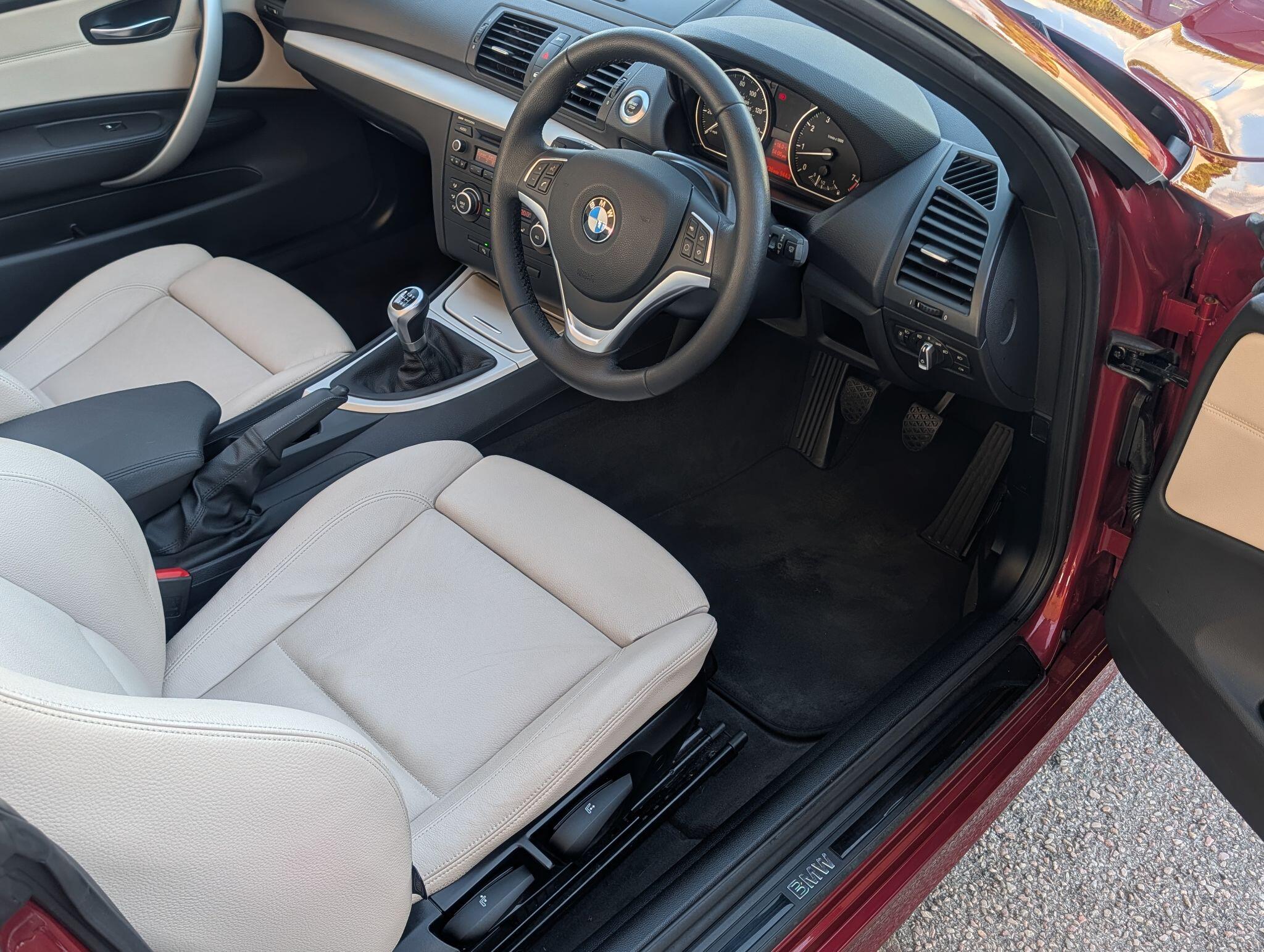 BMW 1 Series view 42