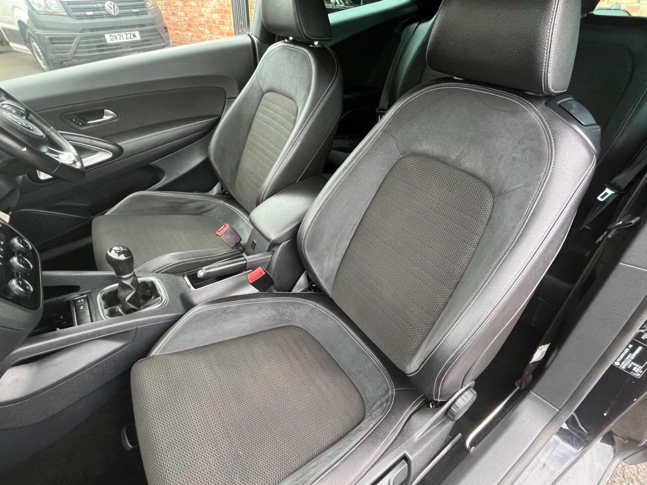 Volkswagen Scirocco view 12