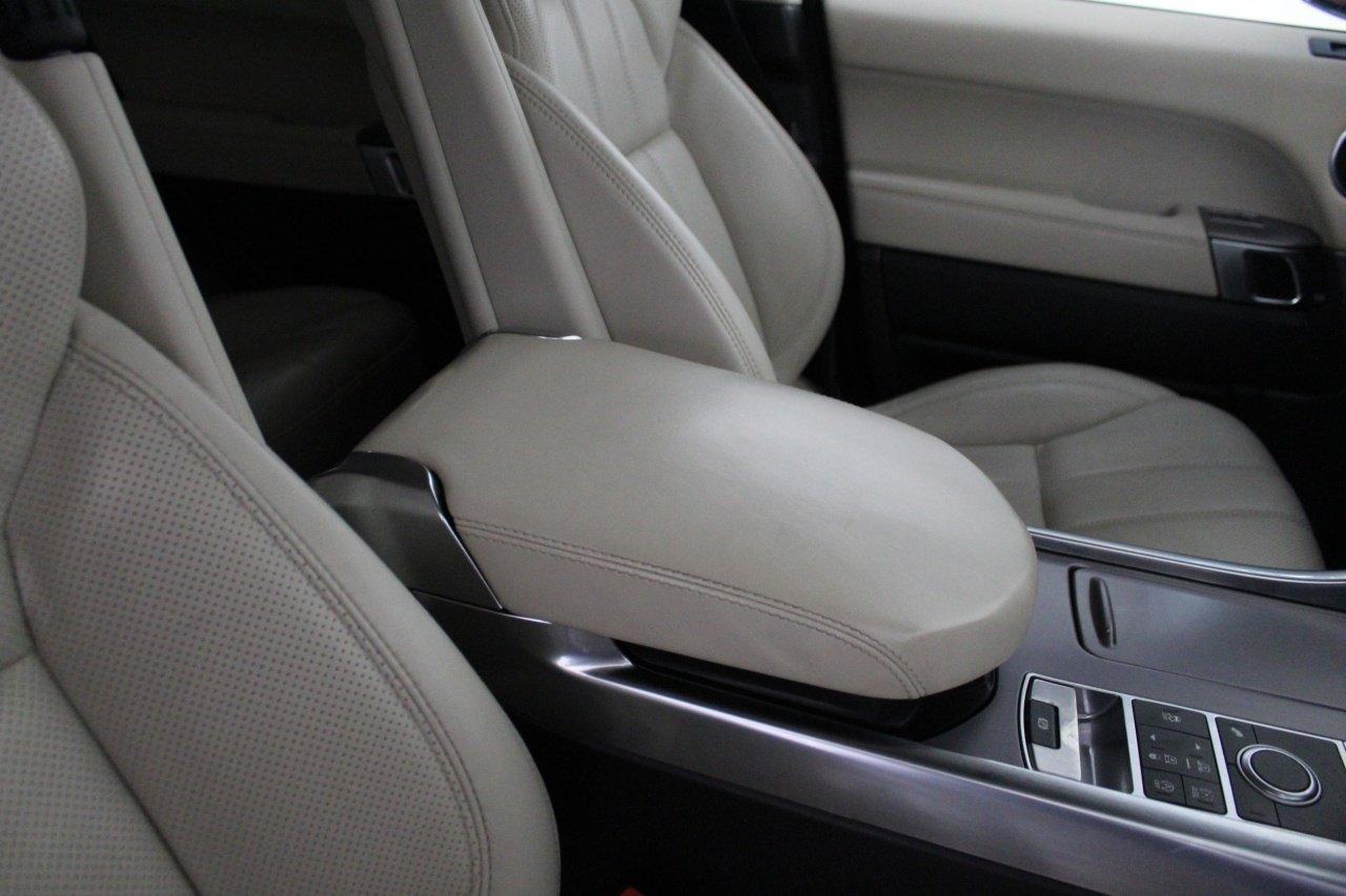 Land Rover Range Rover Sport view 42