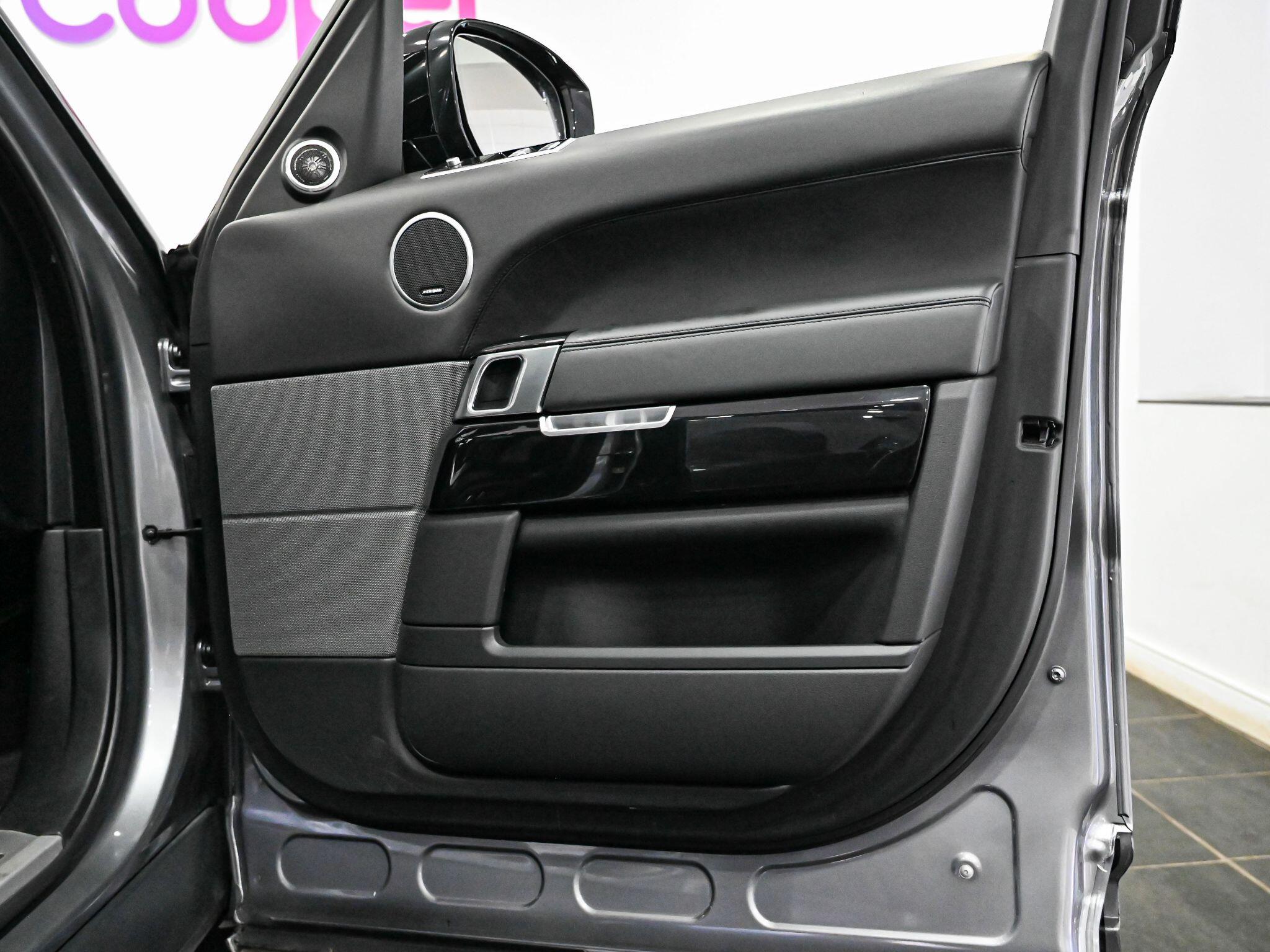Land Rover Range Rover Sport view 25