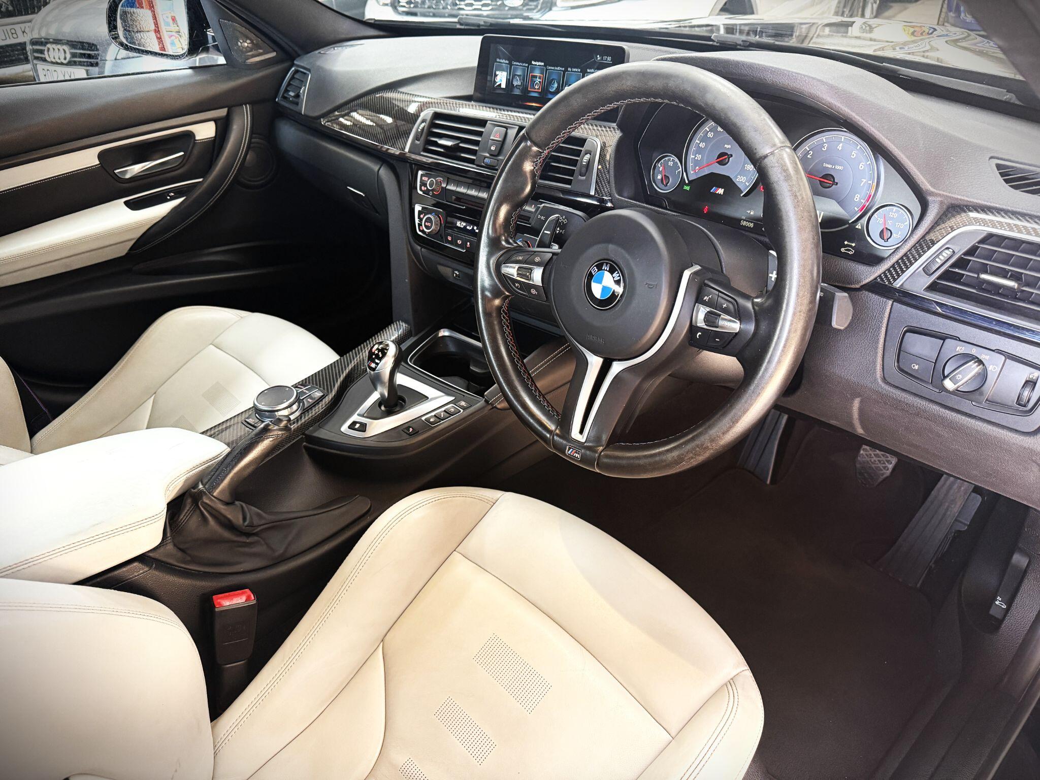 BMW M3 view 3