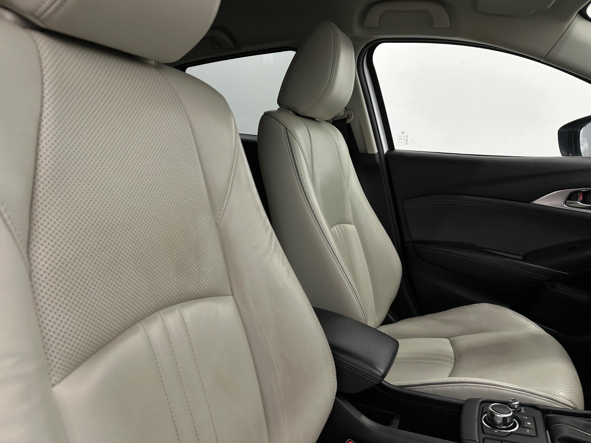 Mazda CX-3 view 30