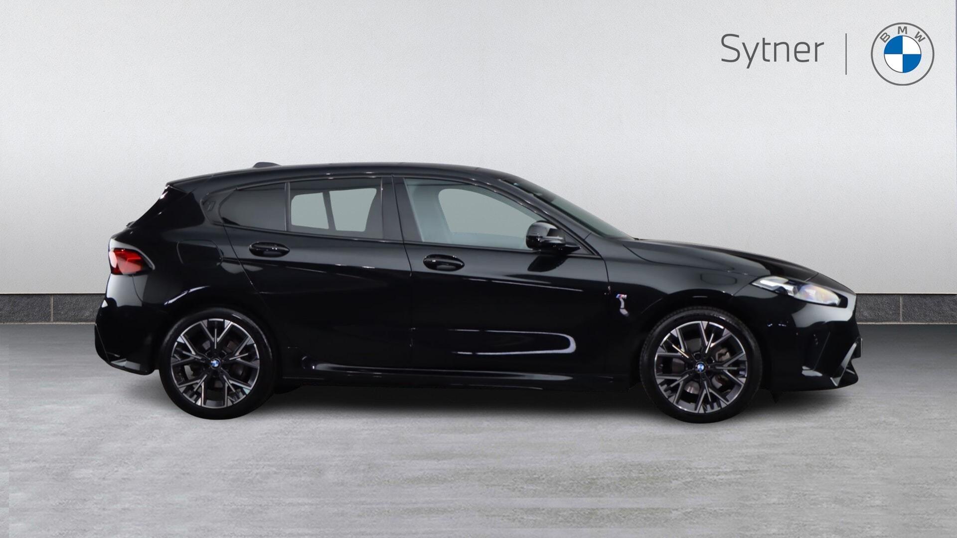 BMW 1 Series view 3