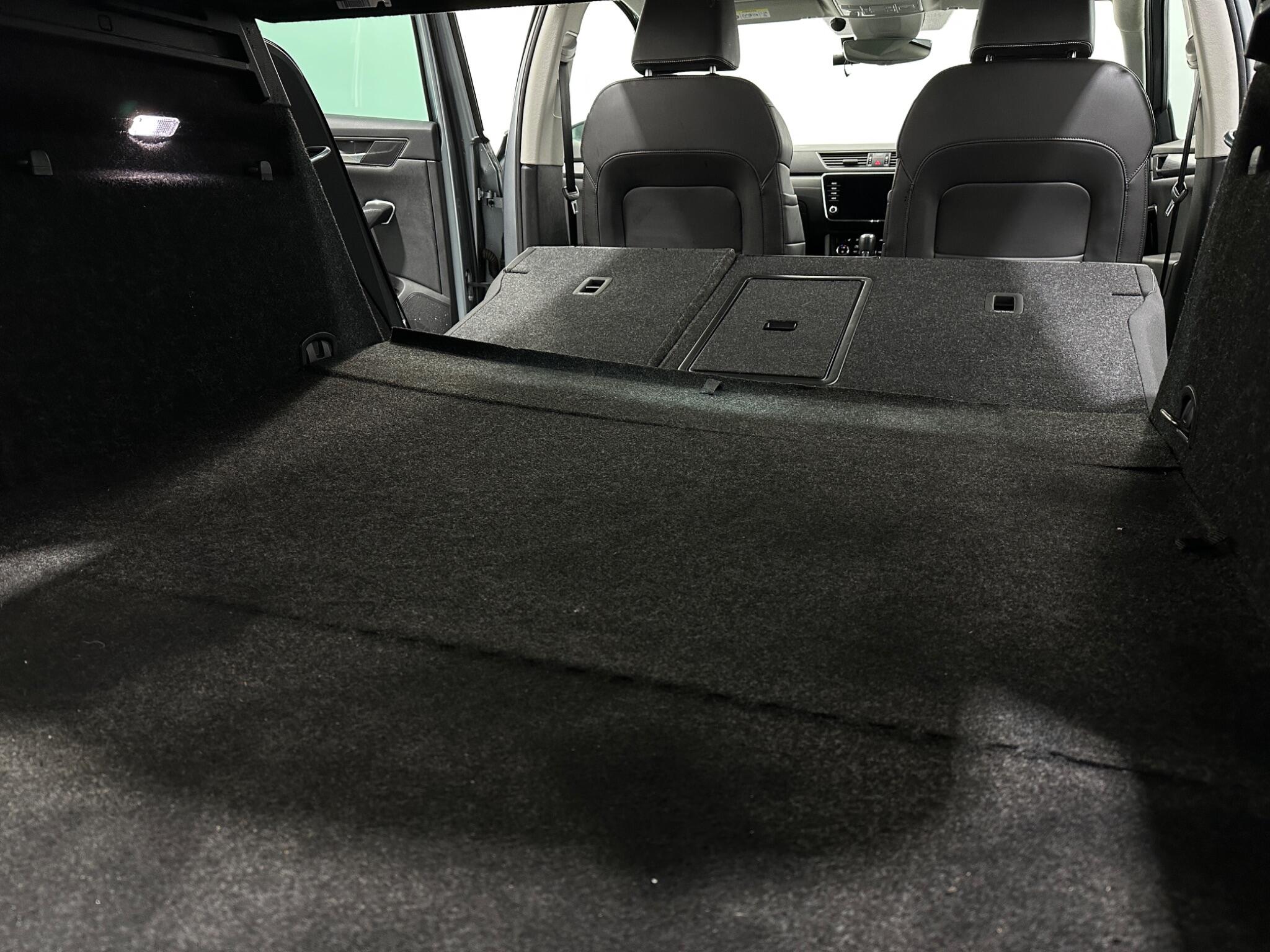 Skoda Superb view 46