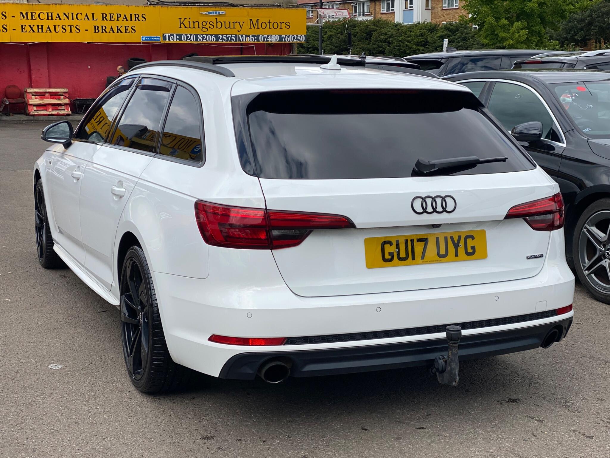 Audi A4 Avant view 13
