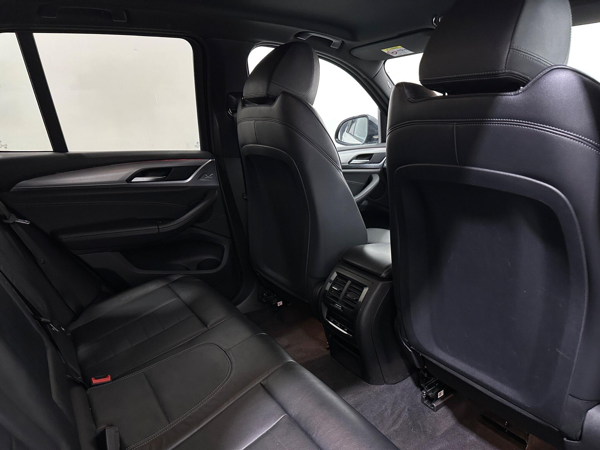 BMW X3 view 41