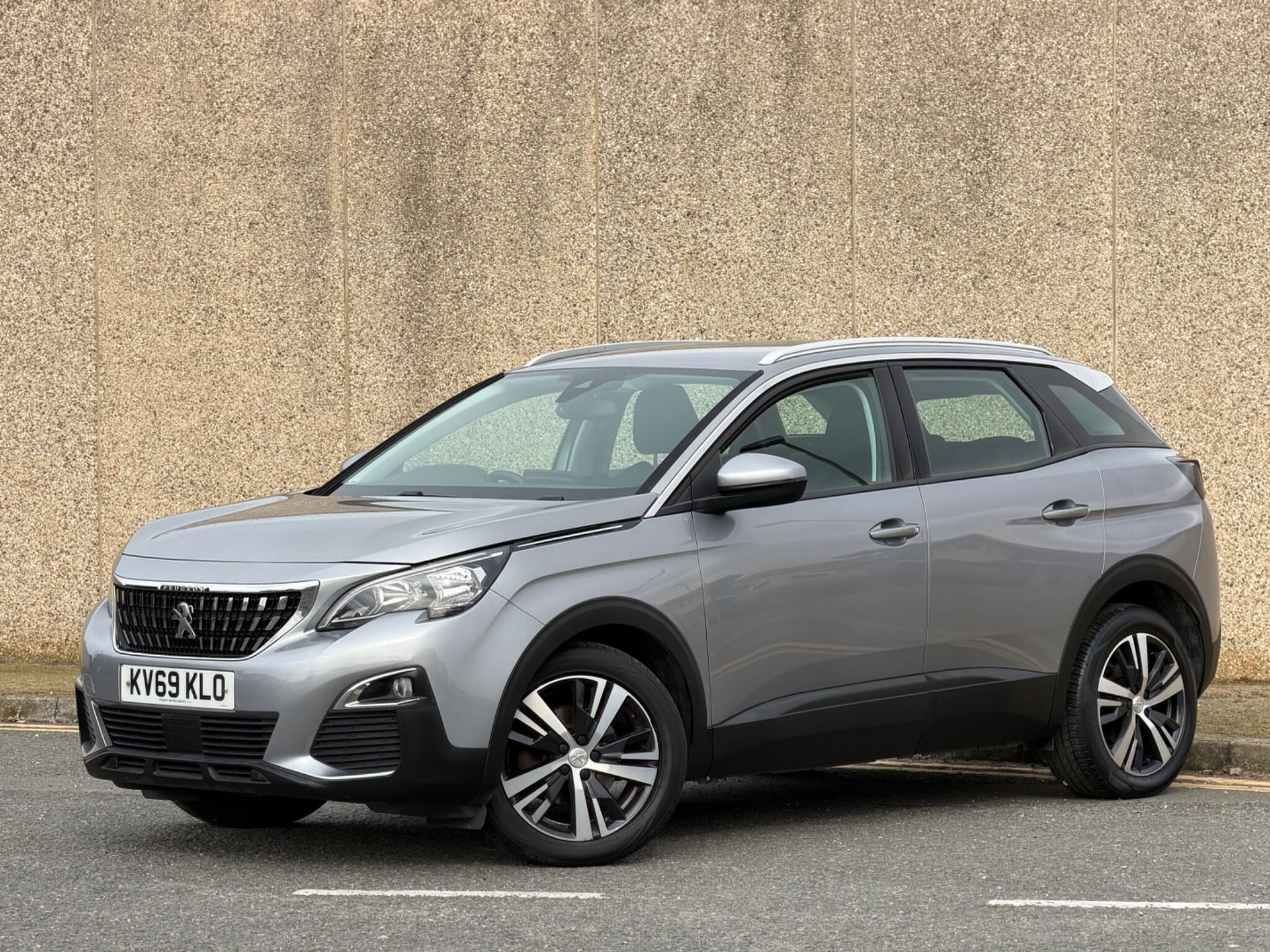 Peugeot 3008 view 5
