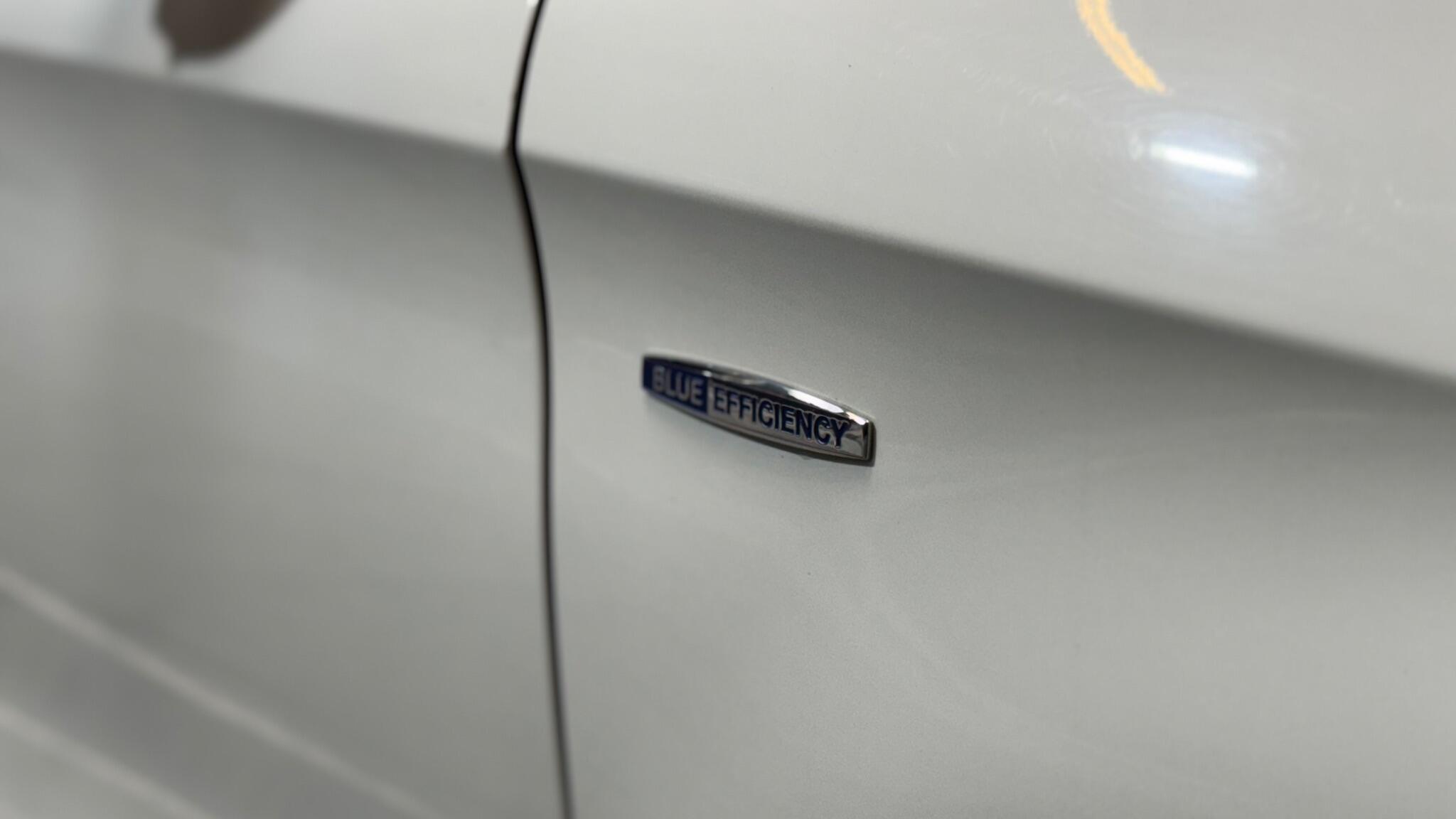 Mercedes-Benz B Class view 34