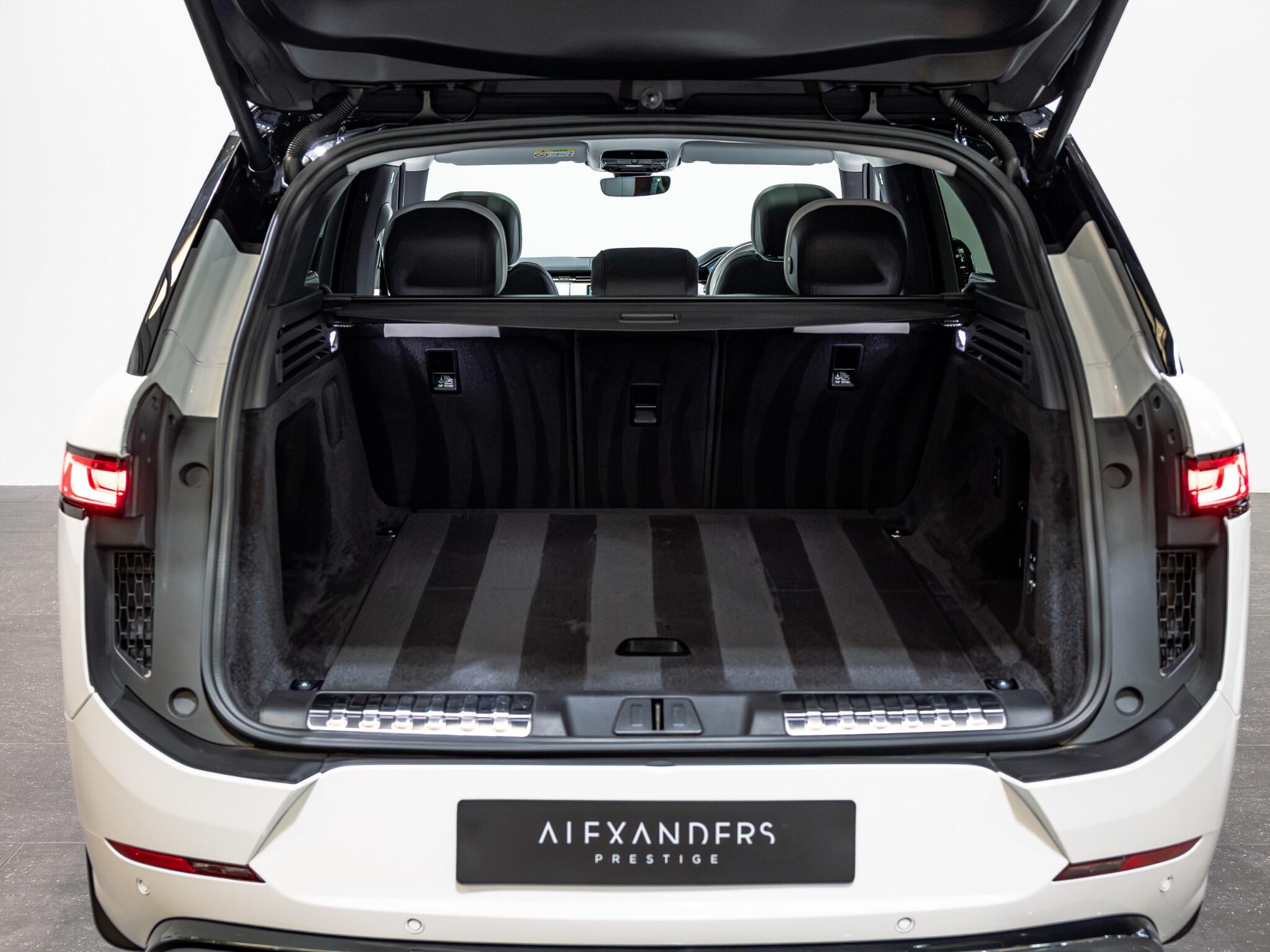 Land Rover Range Rover Sport view 26