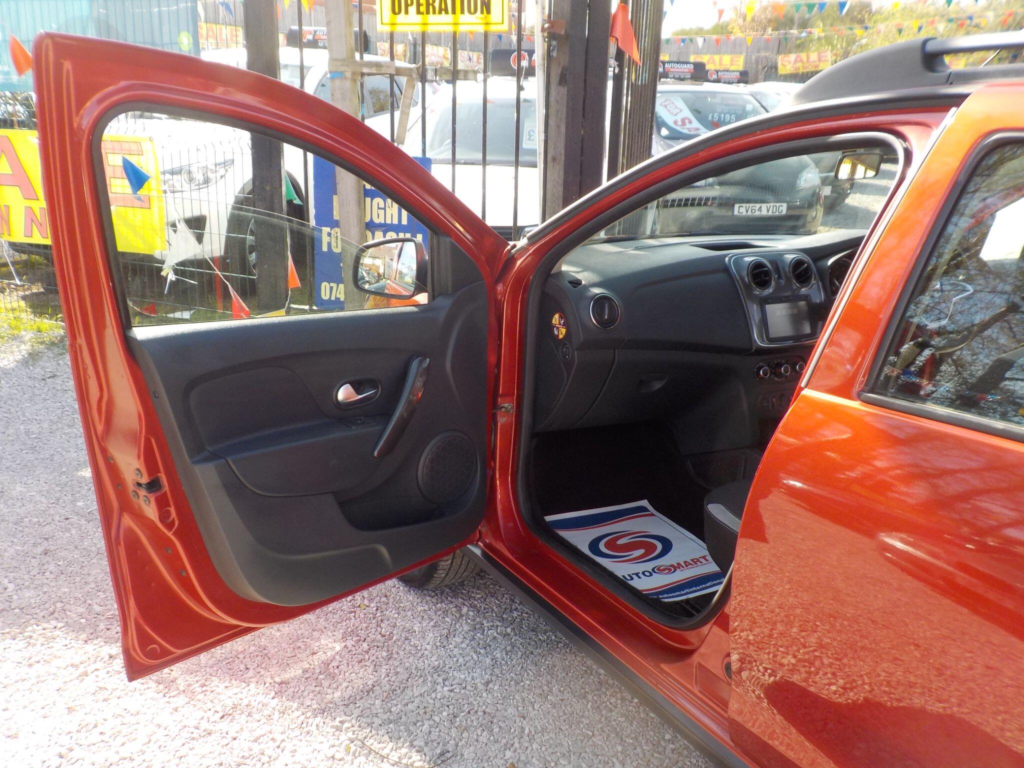 Dacia Sandero Stepway 0.9 TCe Laureate Euro 6 (s/s) 5dr