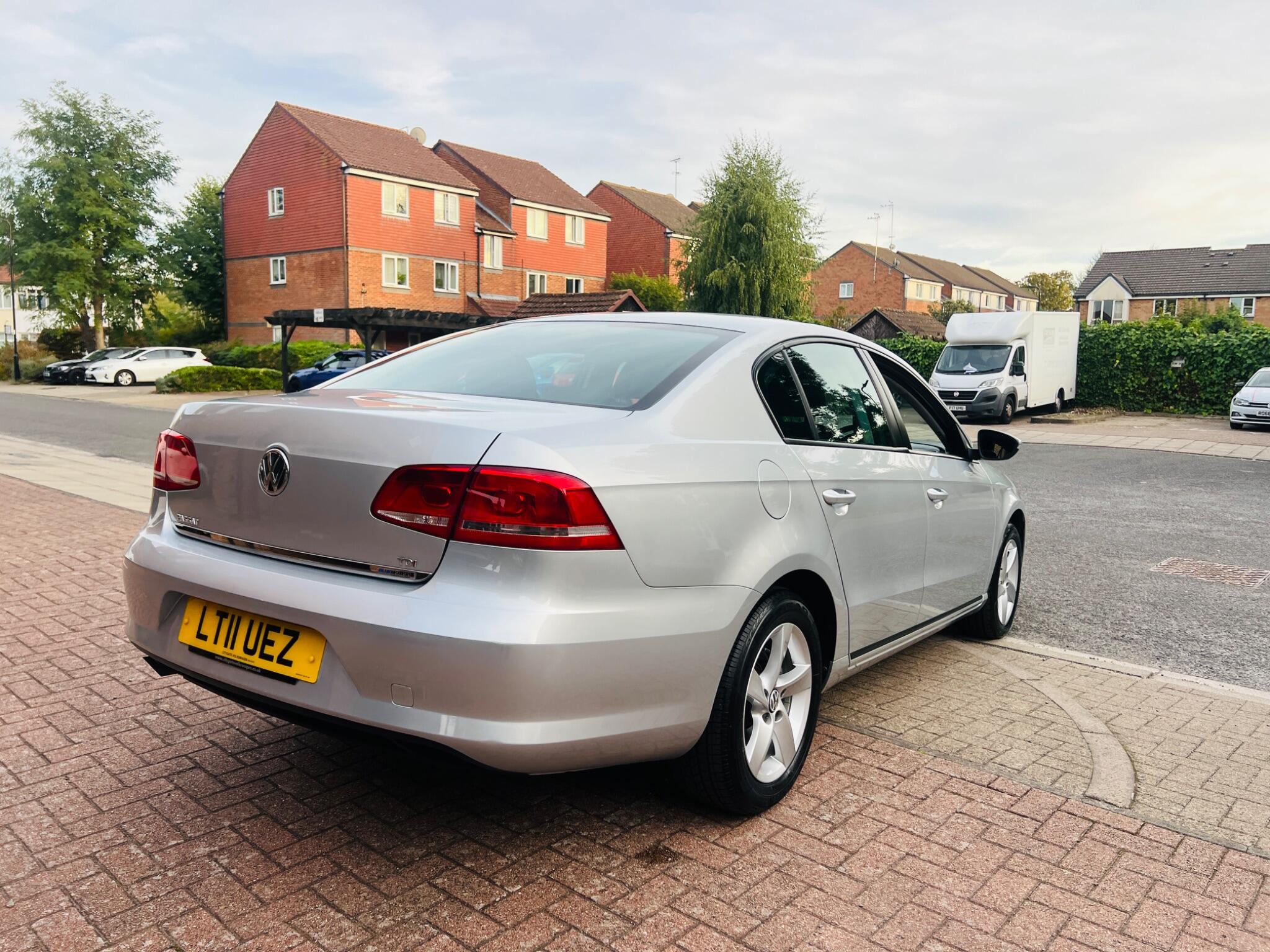 Volkswagen Passat view 33