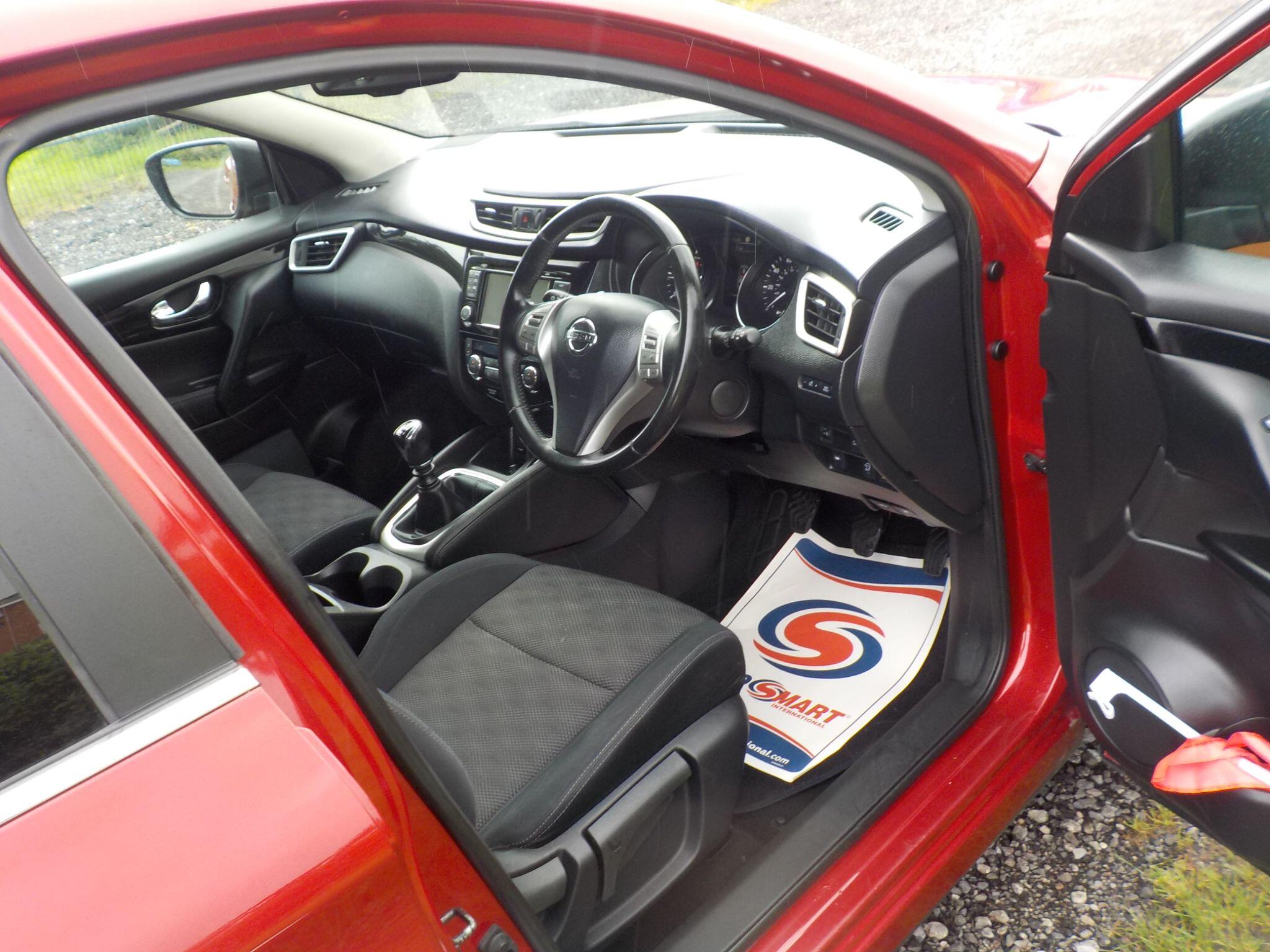 Nissan Qashqai 1.5 dCi n-tec+ 2WD Euro 5 (s/s) 5dr