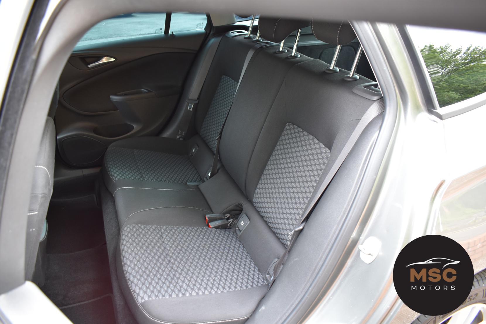 Vauxhall Astra view 39