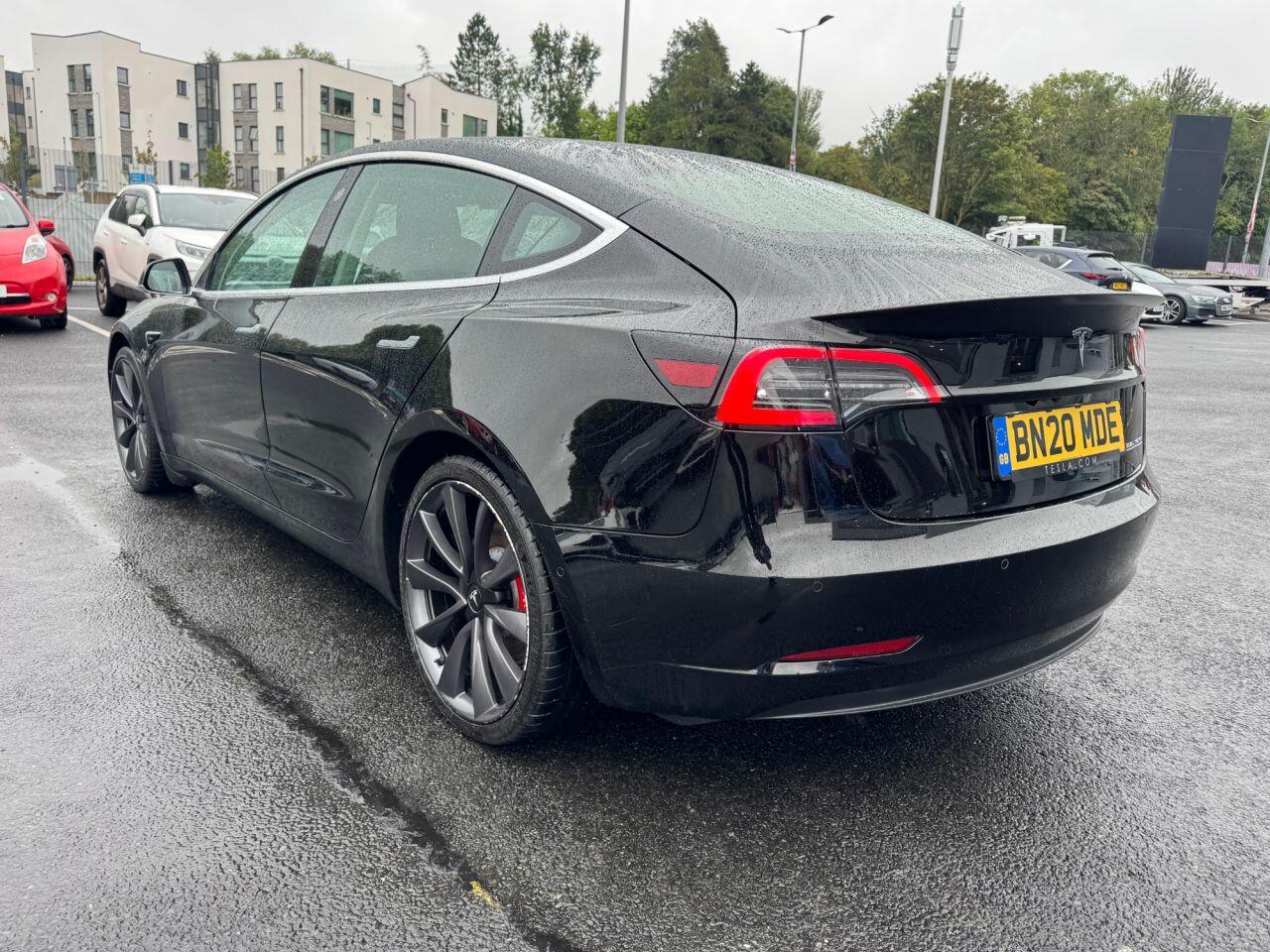 Tesla Model 3 view 3